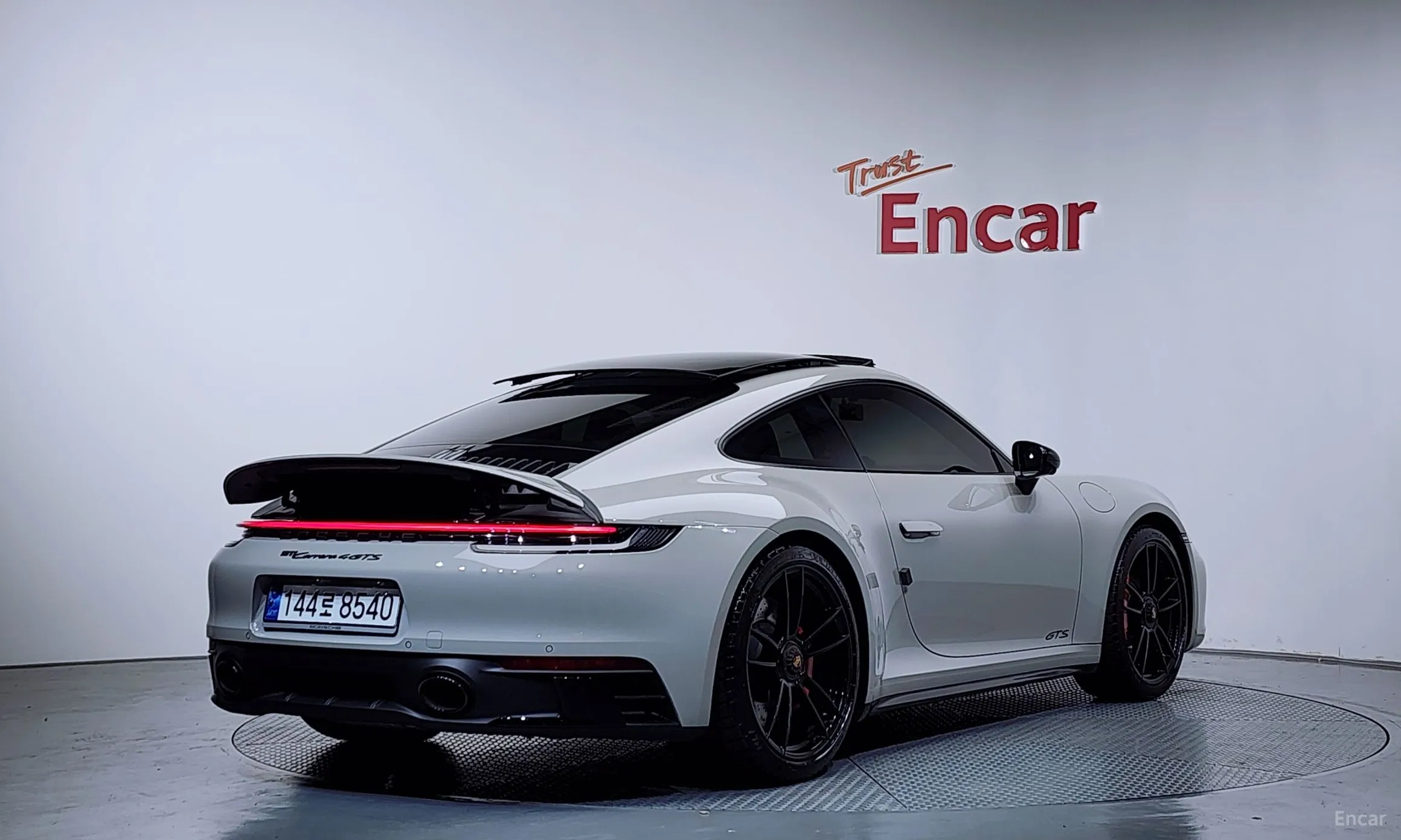Porsche 911 (992)