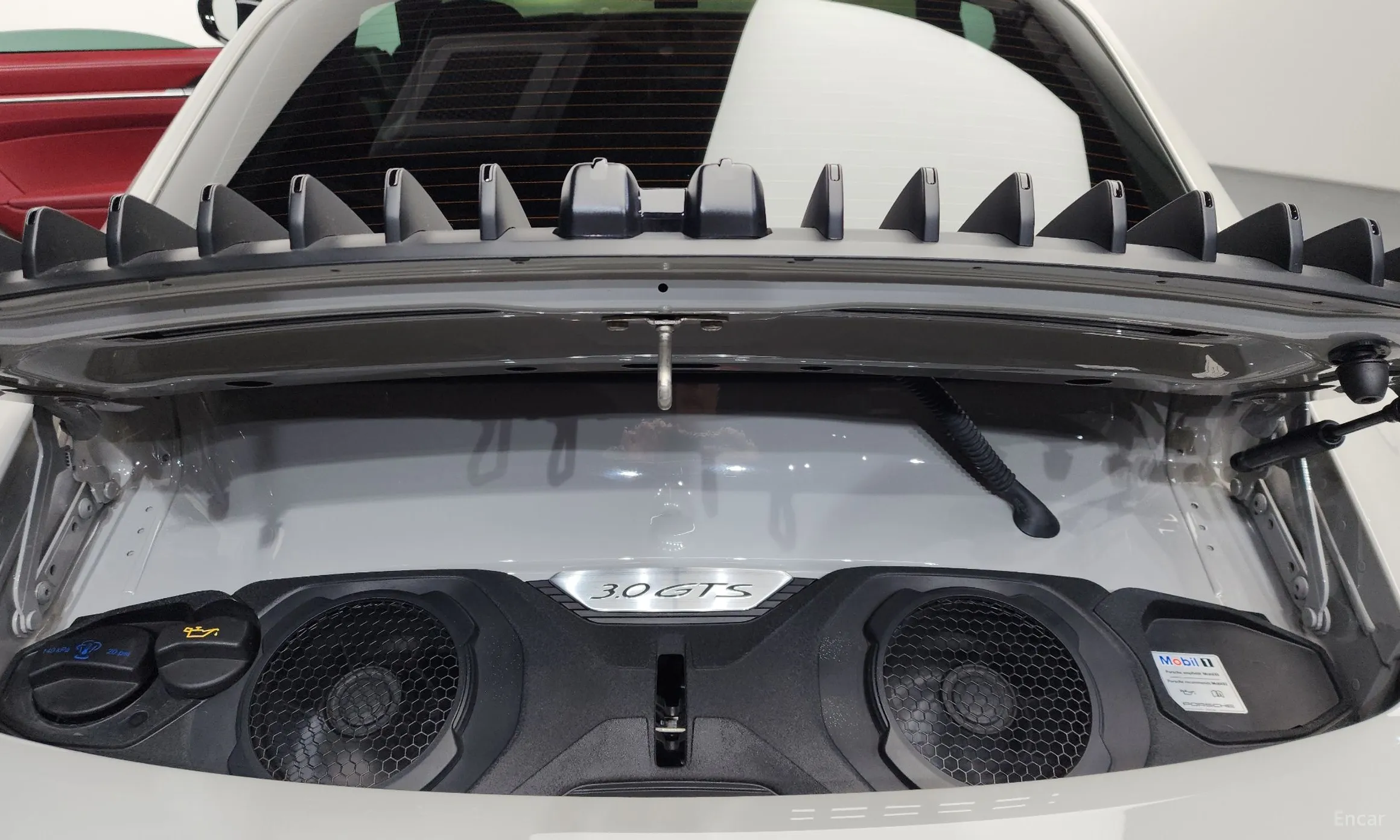 Porsche 911 (992) превью 6