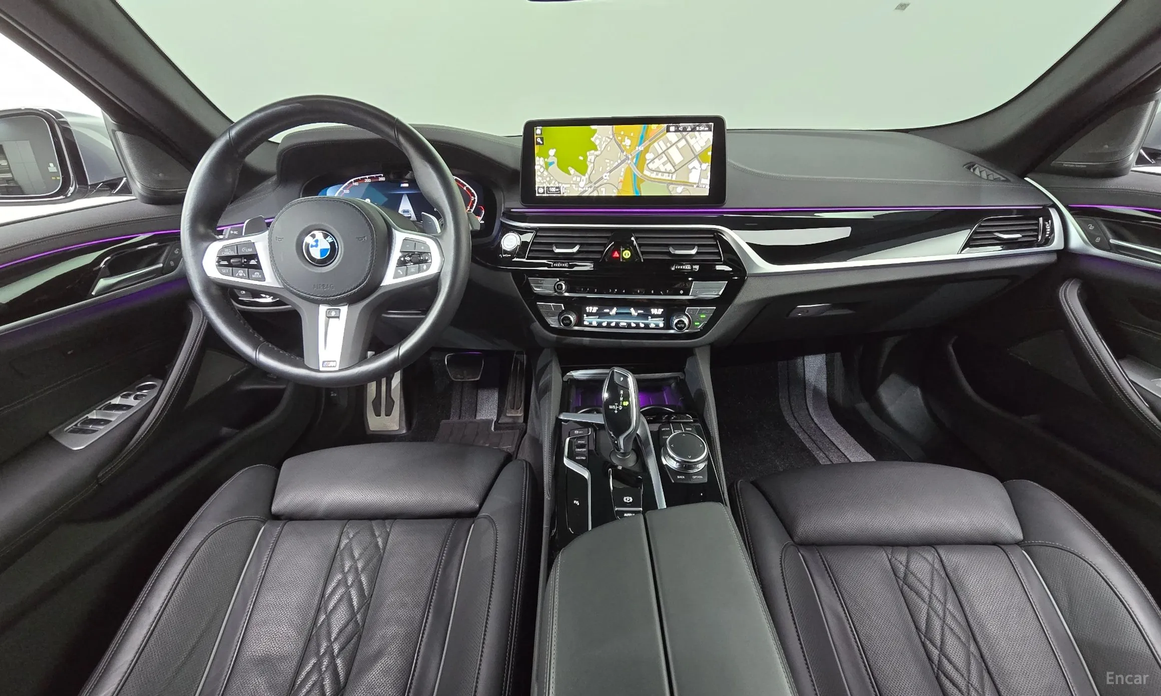 BMW 5 Series (G30) превью 7