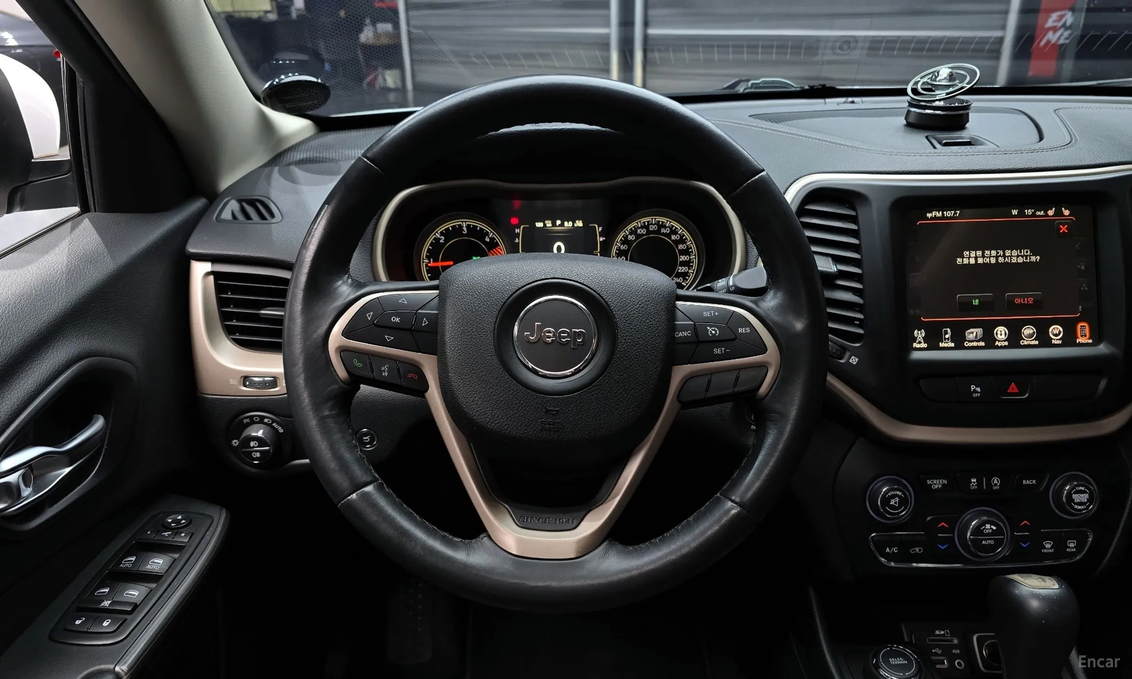 Jeep Cherokee (KL) превью 13