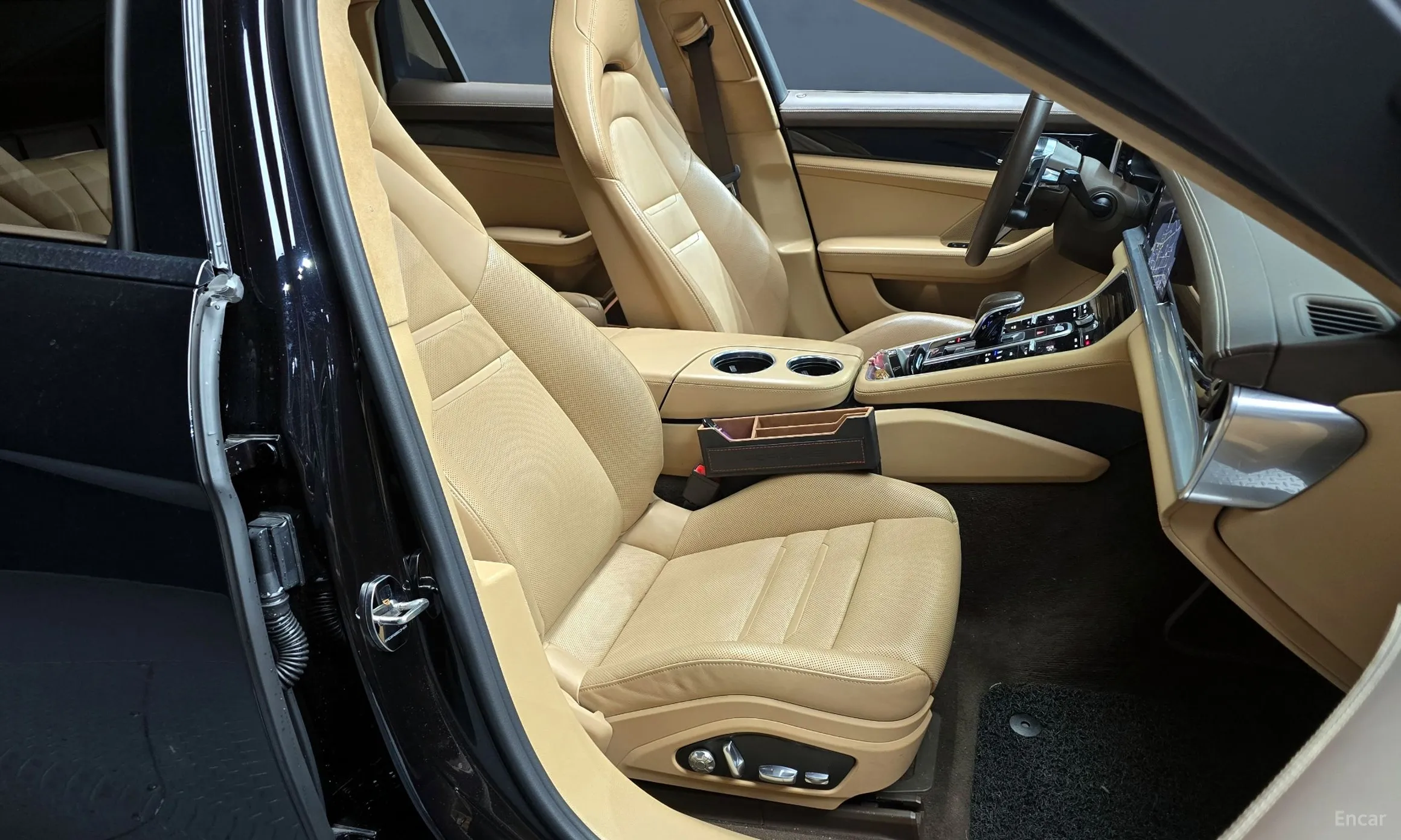 Porsche Panamera (971) превью 12