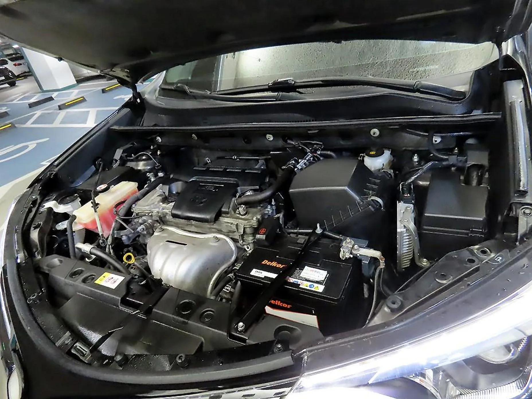 Toyota RAV4 превью 19