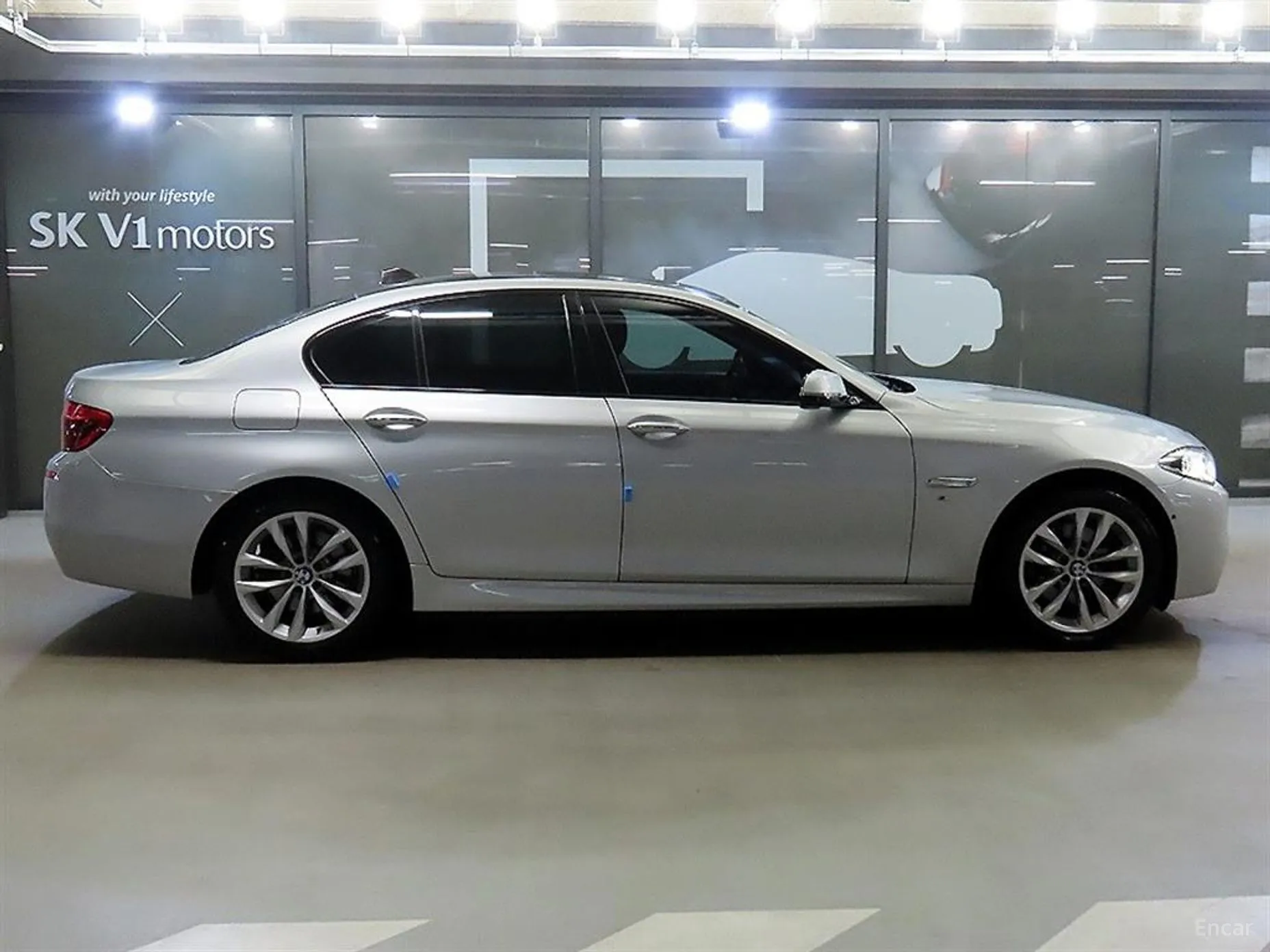 BMW 5 Series (F10) превью 3