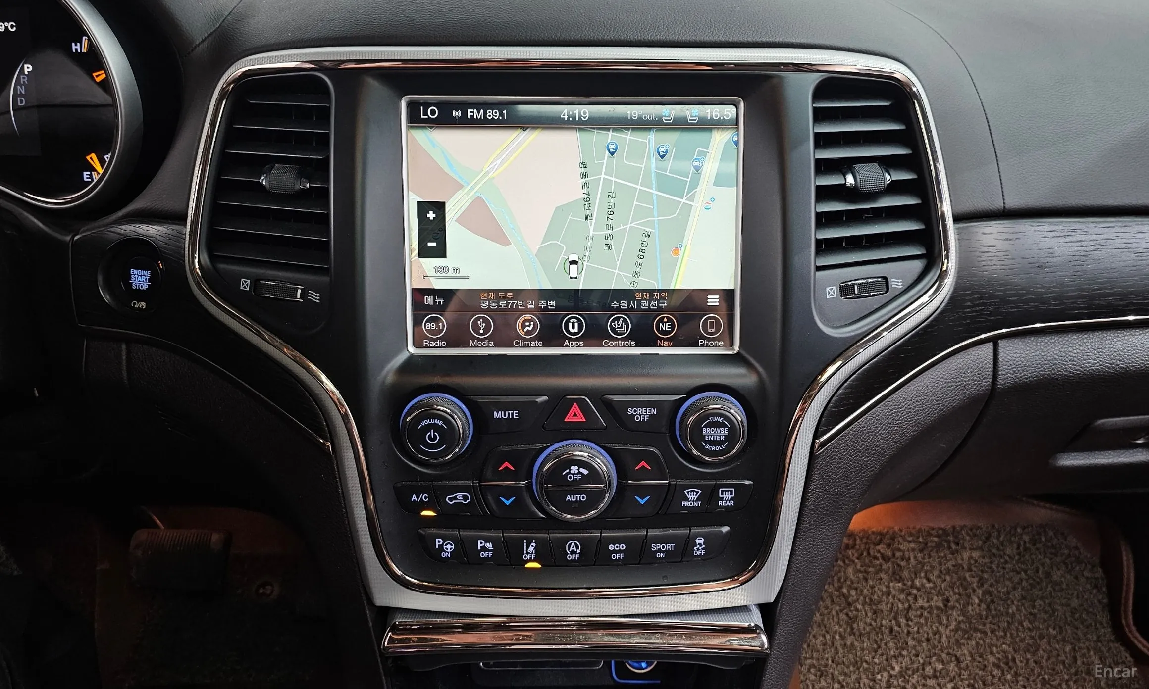 Jeep Grand Cherokee превью 14