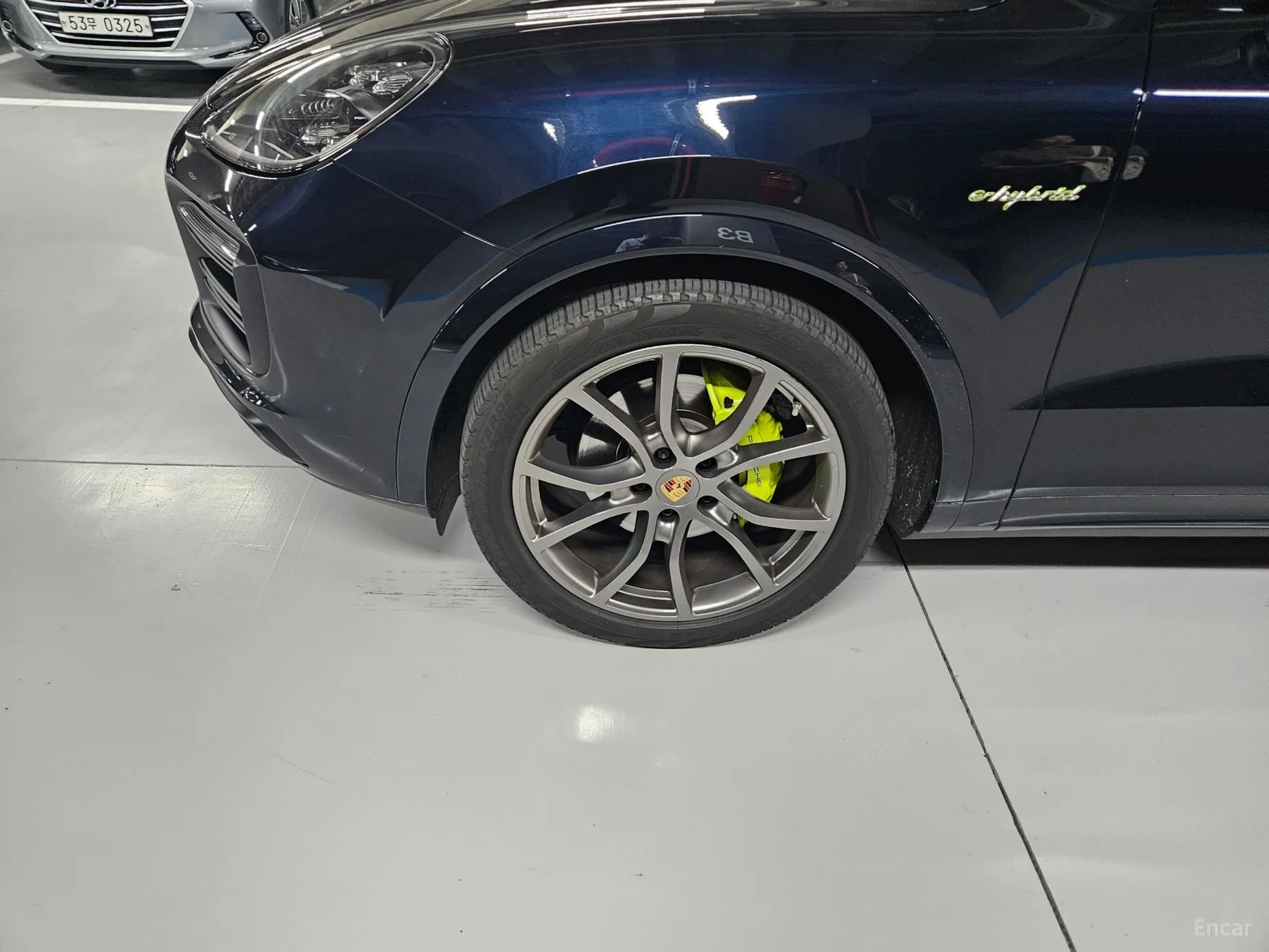 Porsche Cayenne (PO536) превью 14