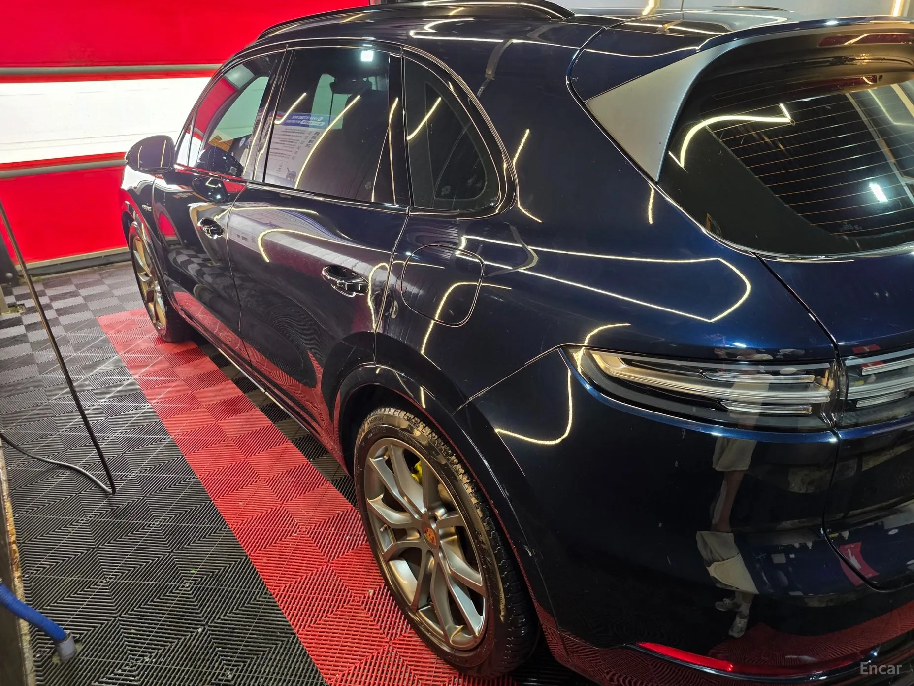 Porsche Cayenne (PO536) превью 6