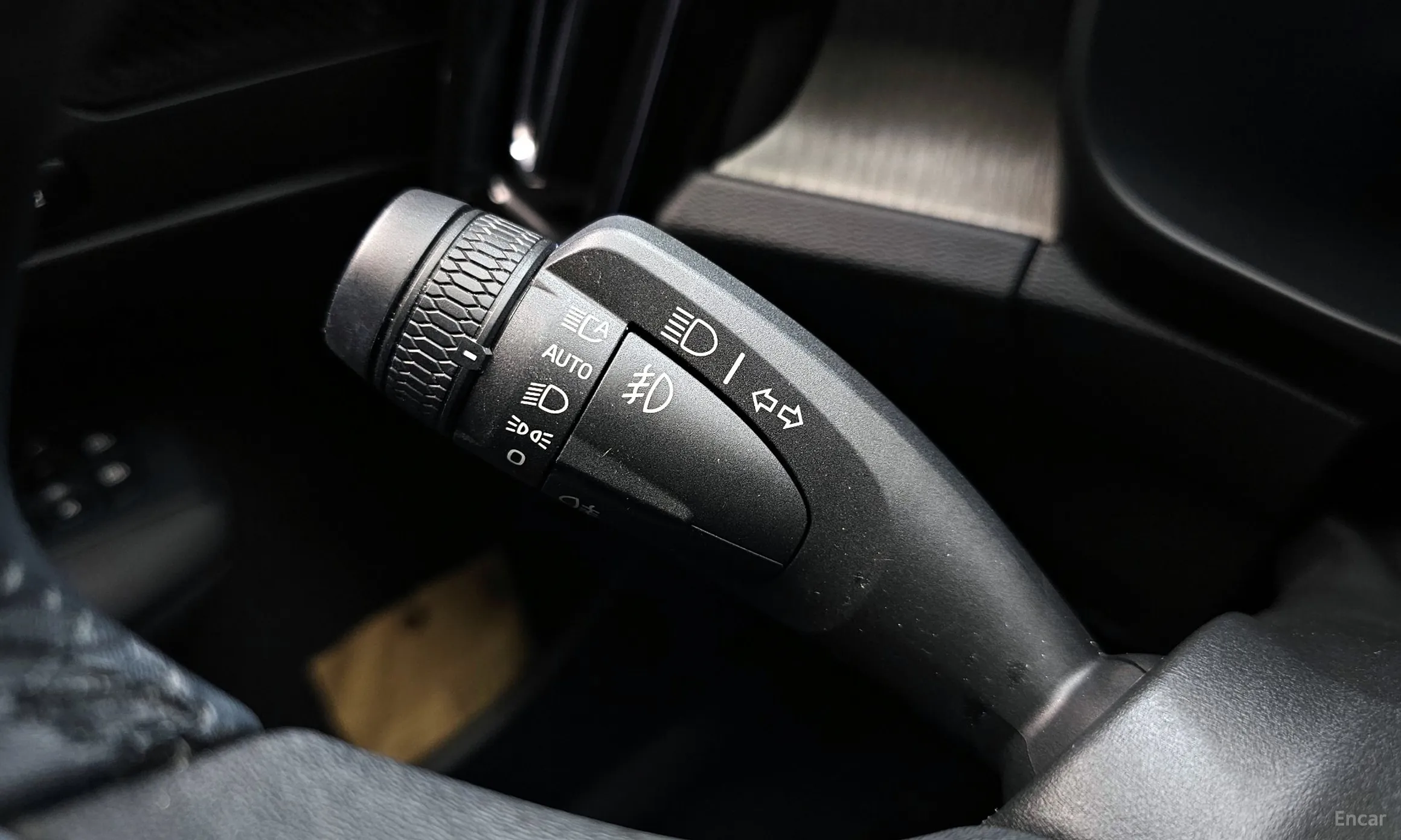 Volvo XC40 превью 17