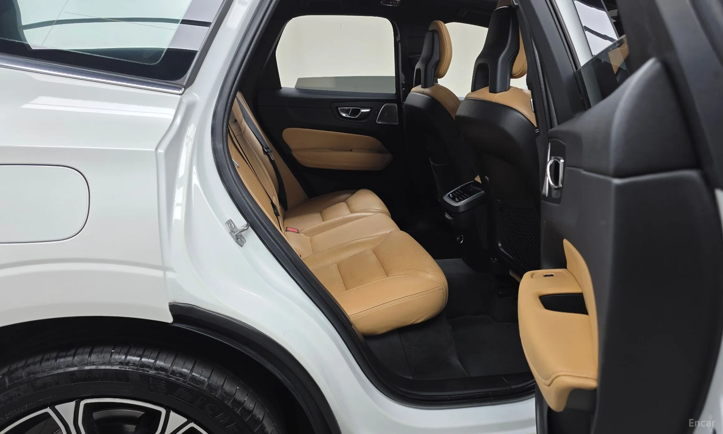 Volvo XC60 Gen 2 превью 12