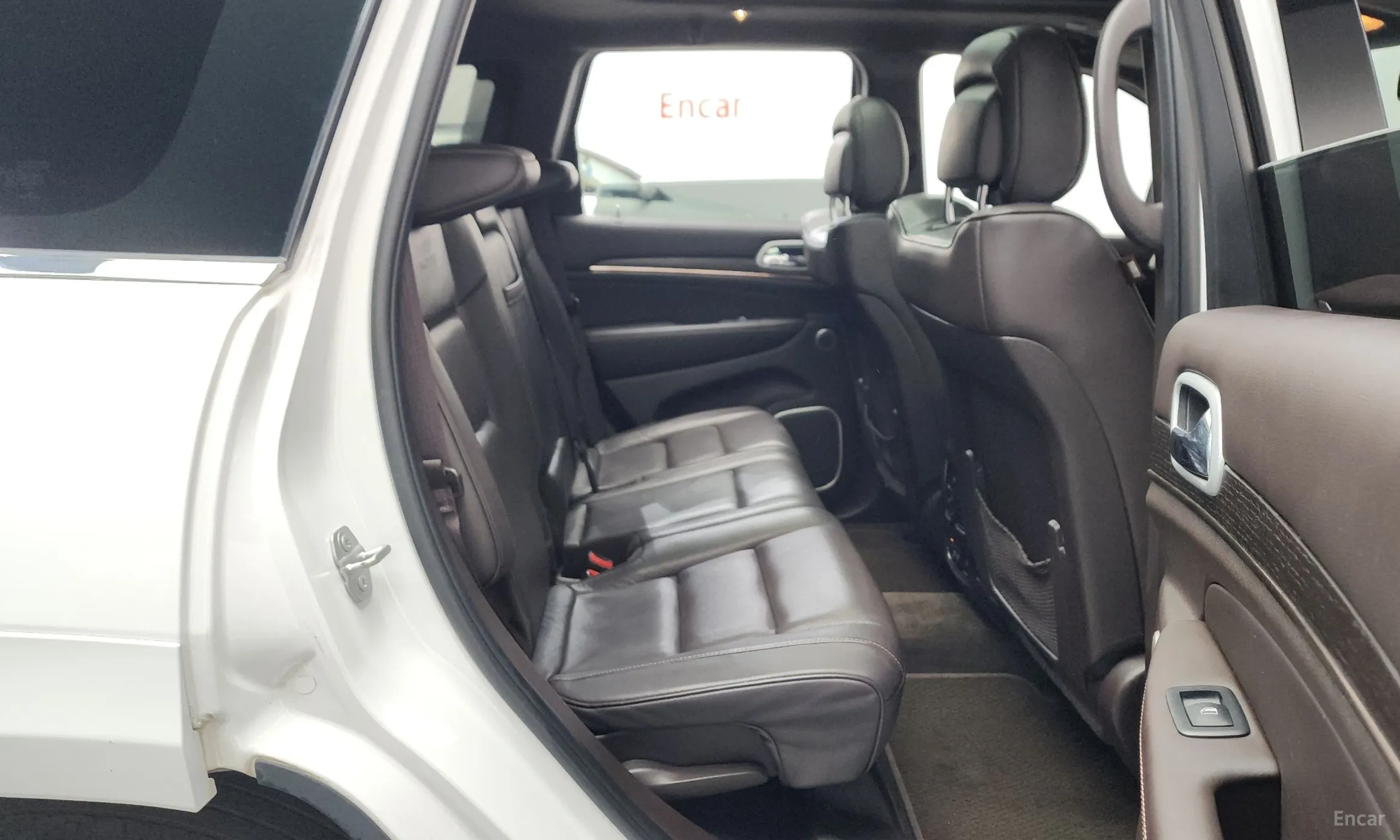 Jeep Grand Cherokee превью 11