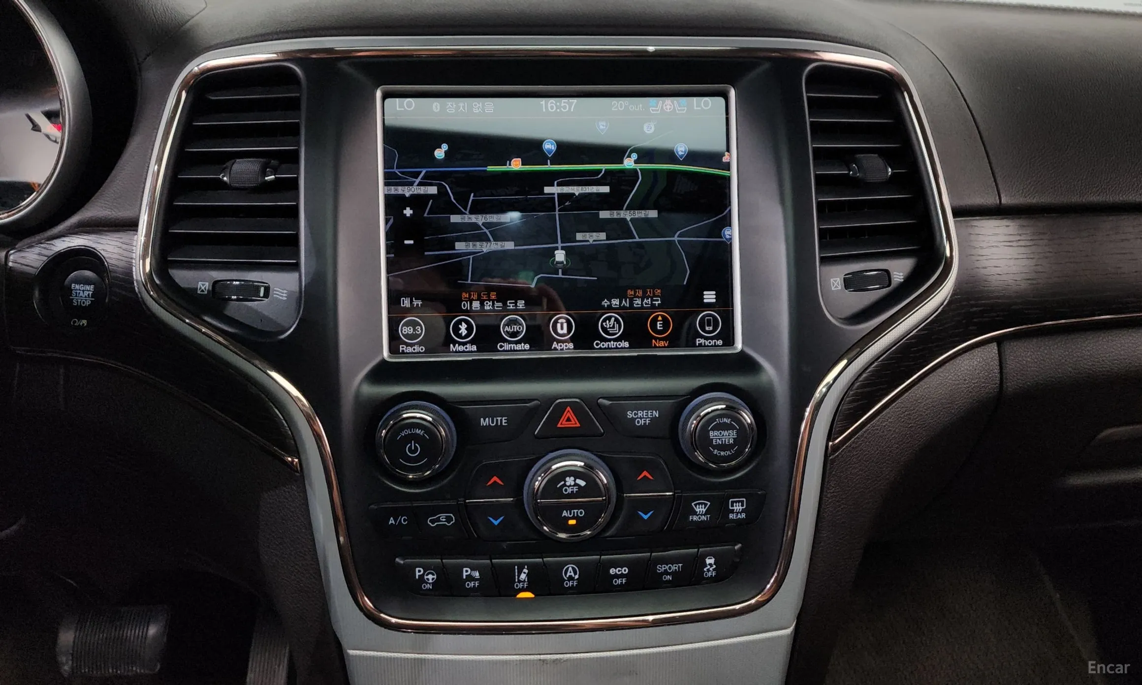 Jeep Grand Cherokee превью 12