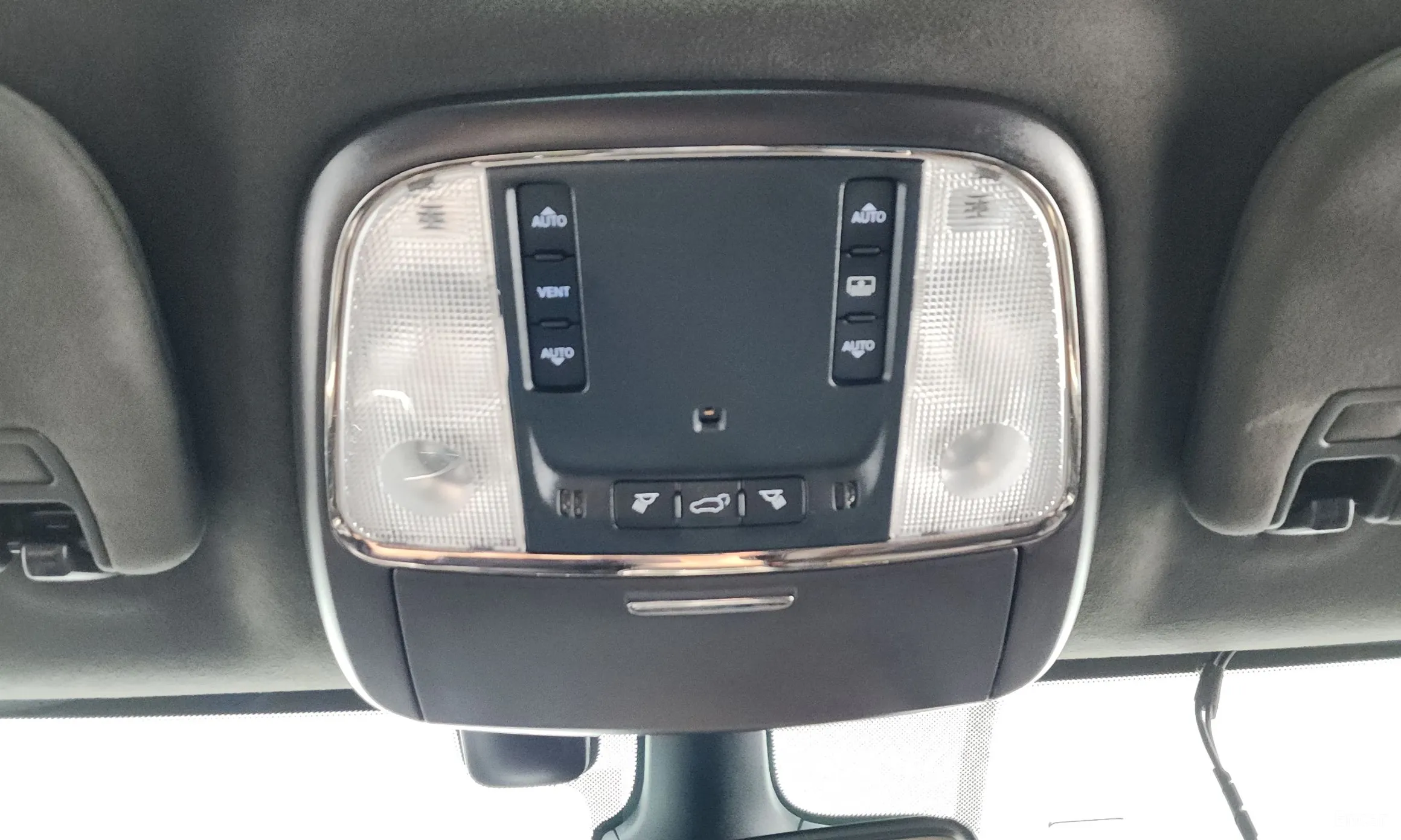 Jeep Grand Cherokee превью 15