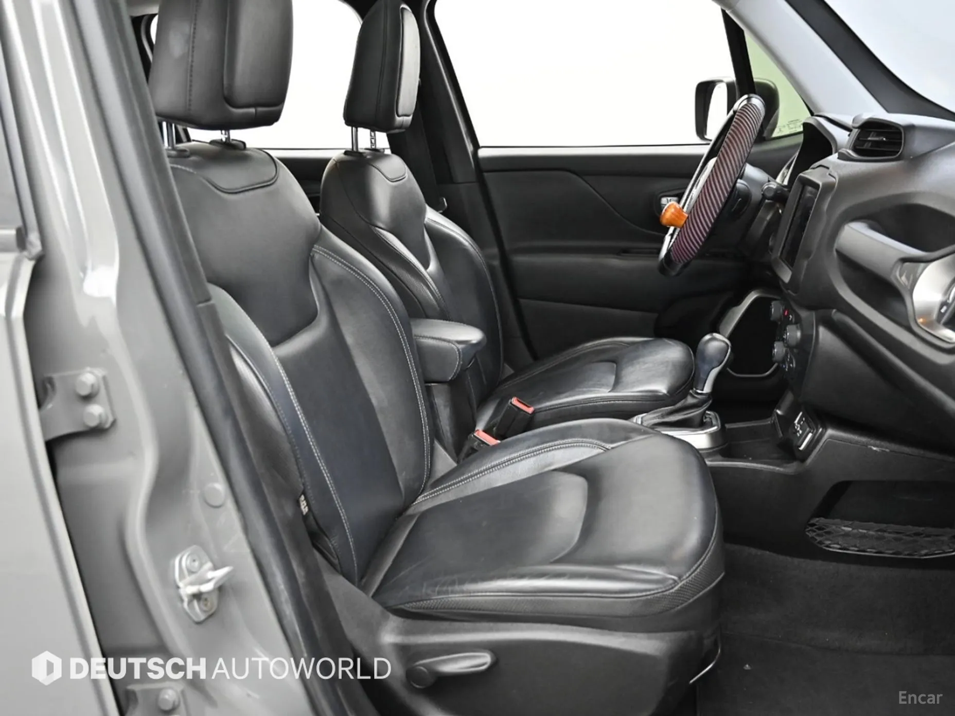 Jeep Renegade превью 10