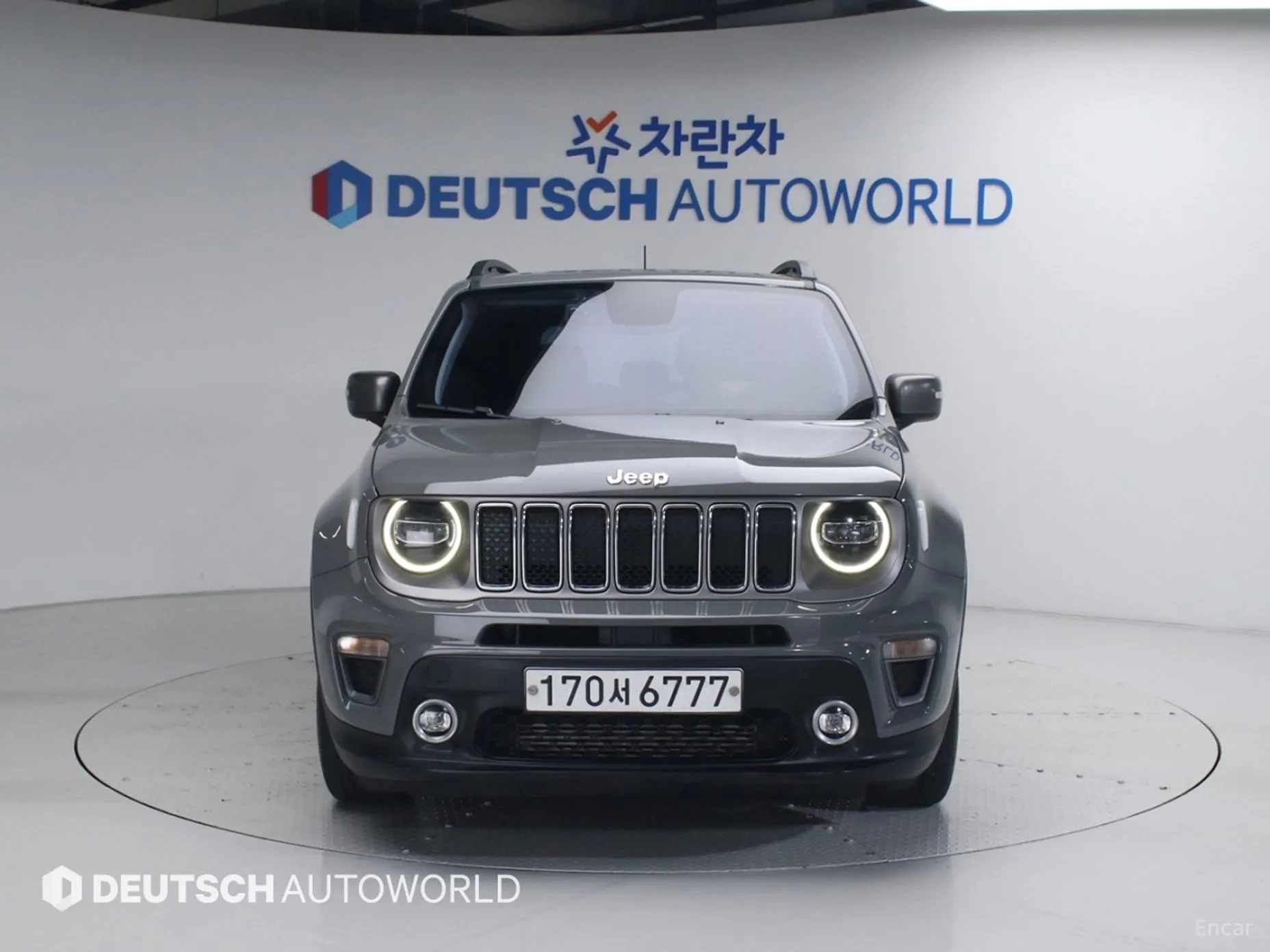 Jeep Renegade превью 3