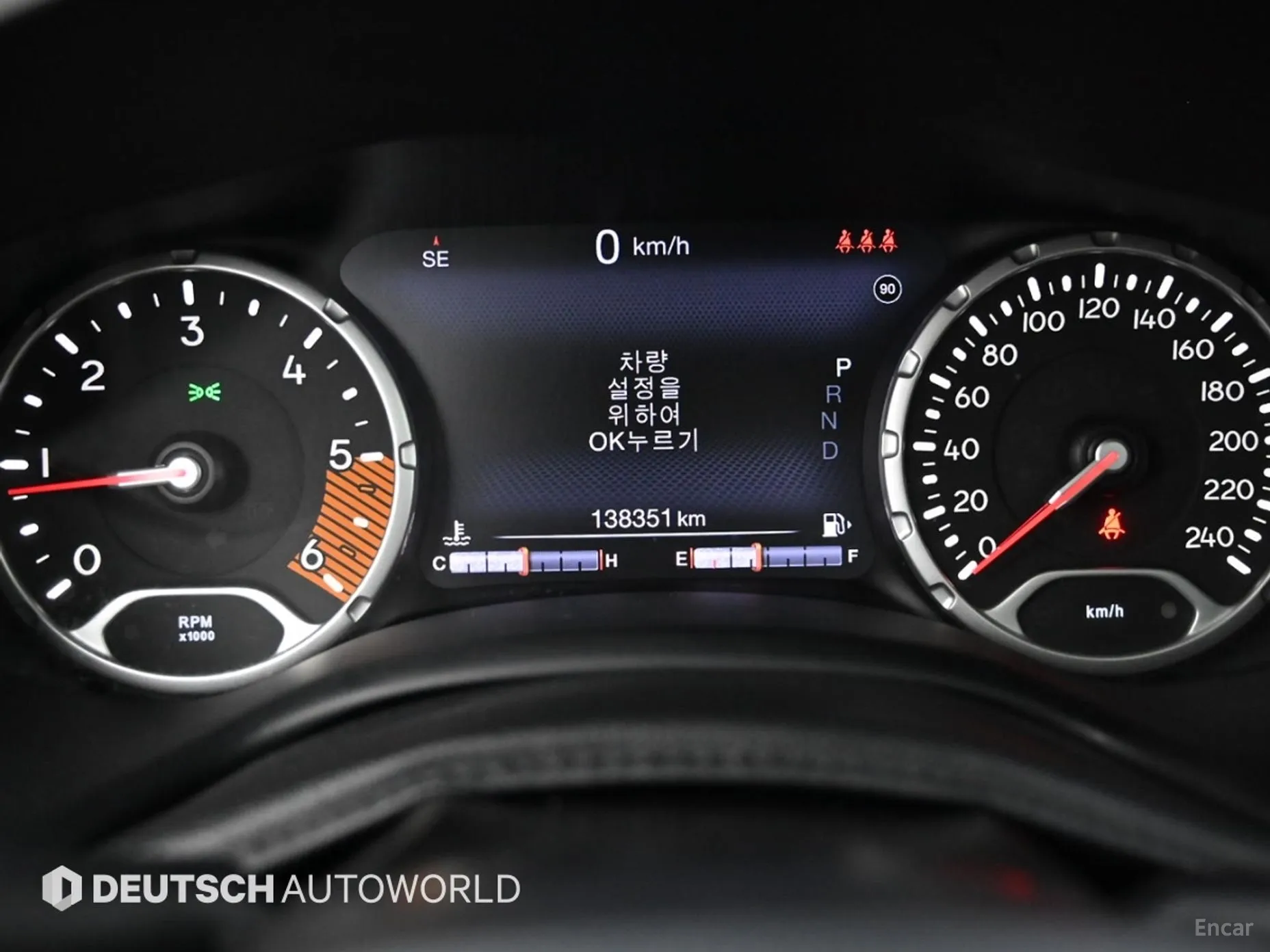 Jeep Renegade превью 8