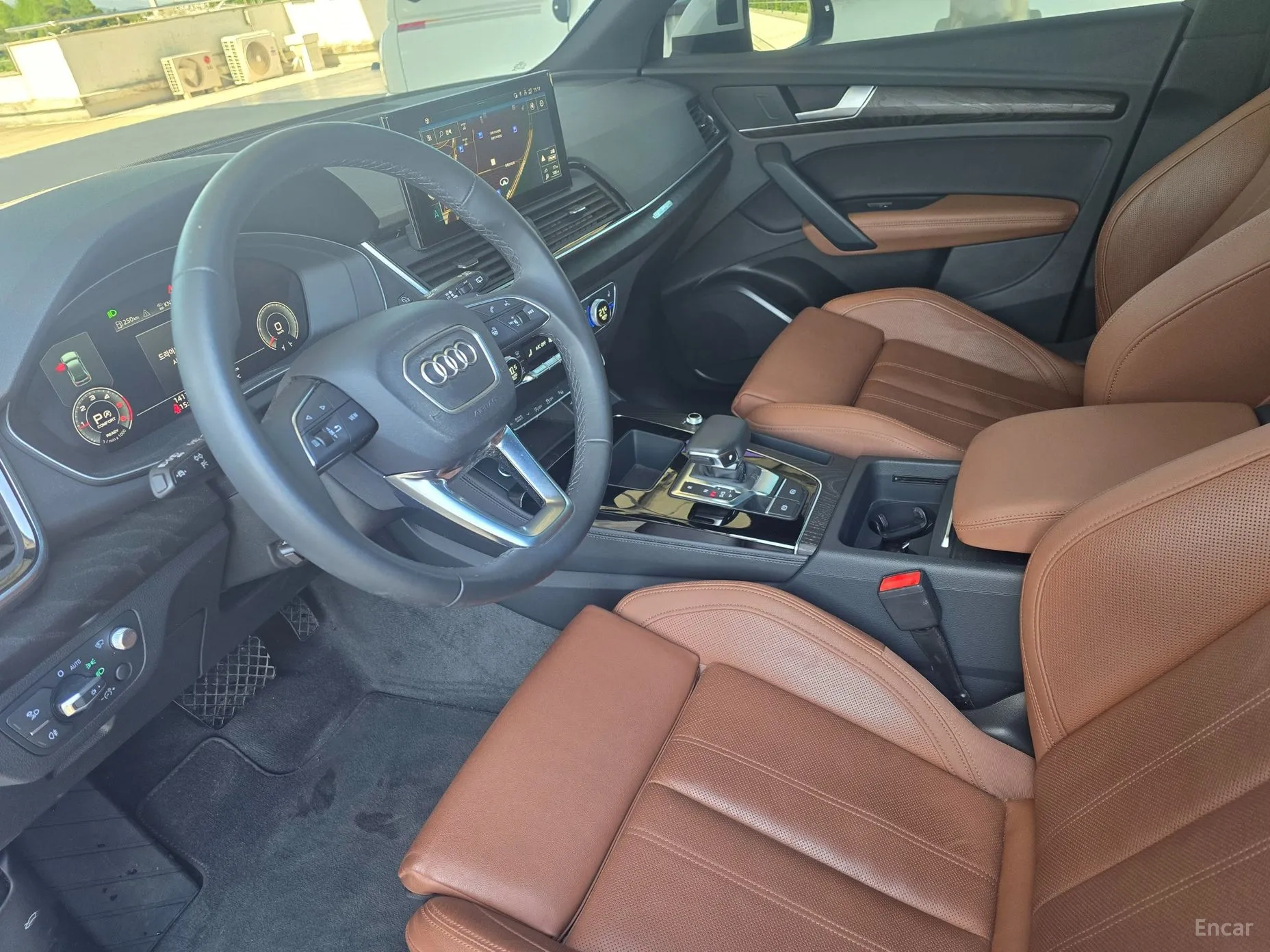 Audi Q5 (FY) превью 10