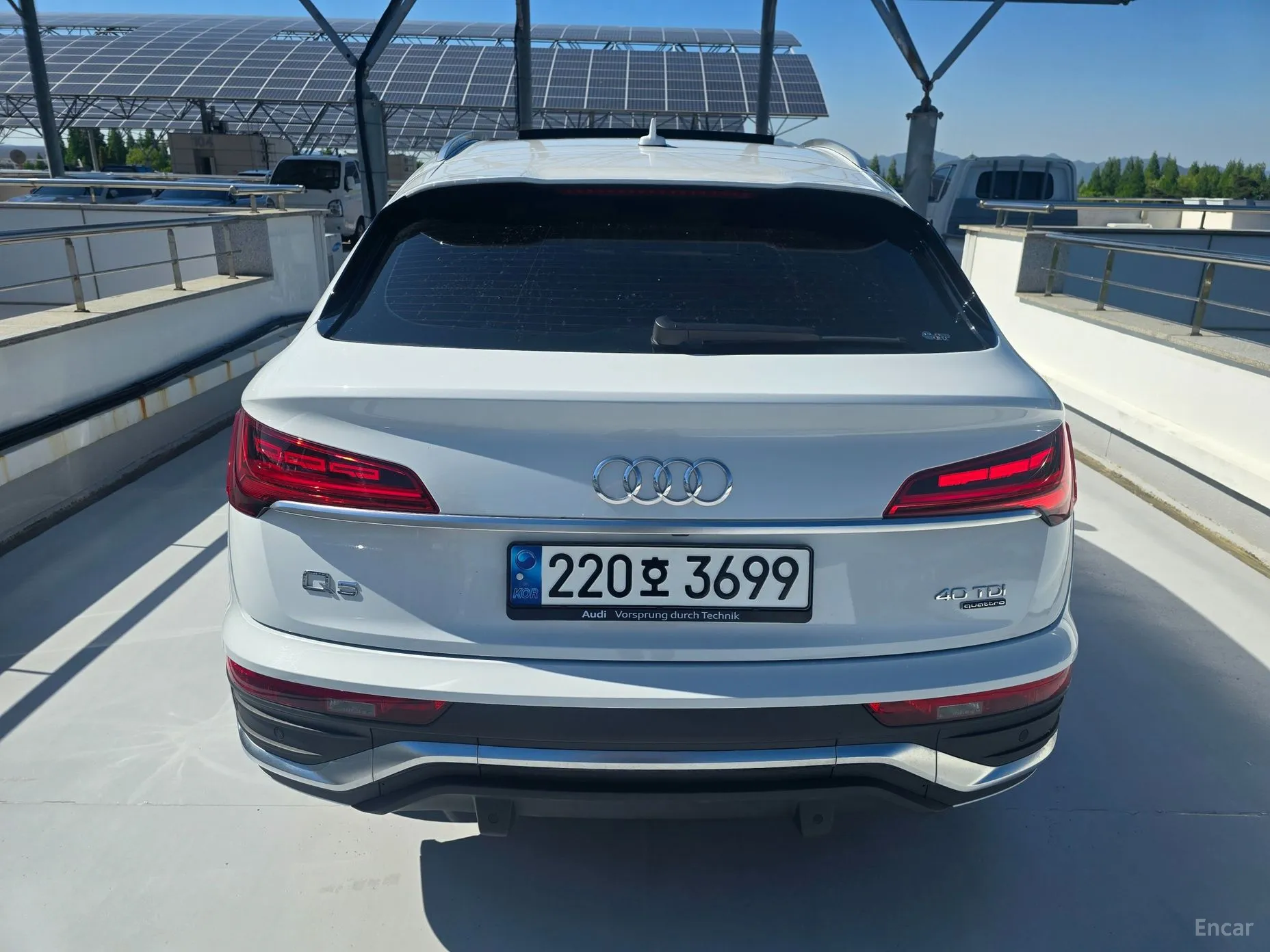 Audi Q5 (FY) превью 4