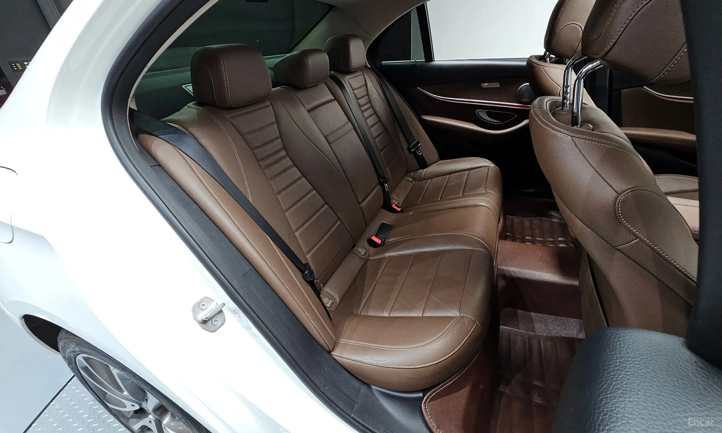 Mercedes Benz E-Class W213 превью 11