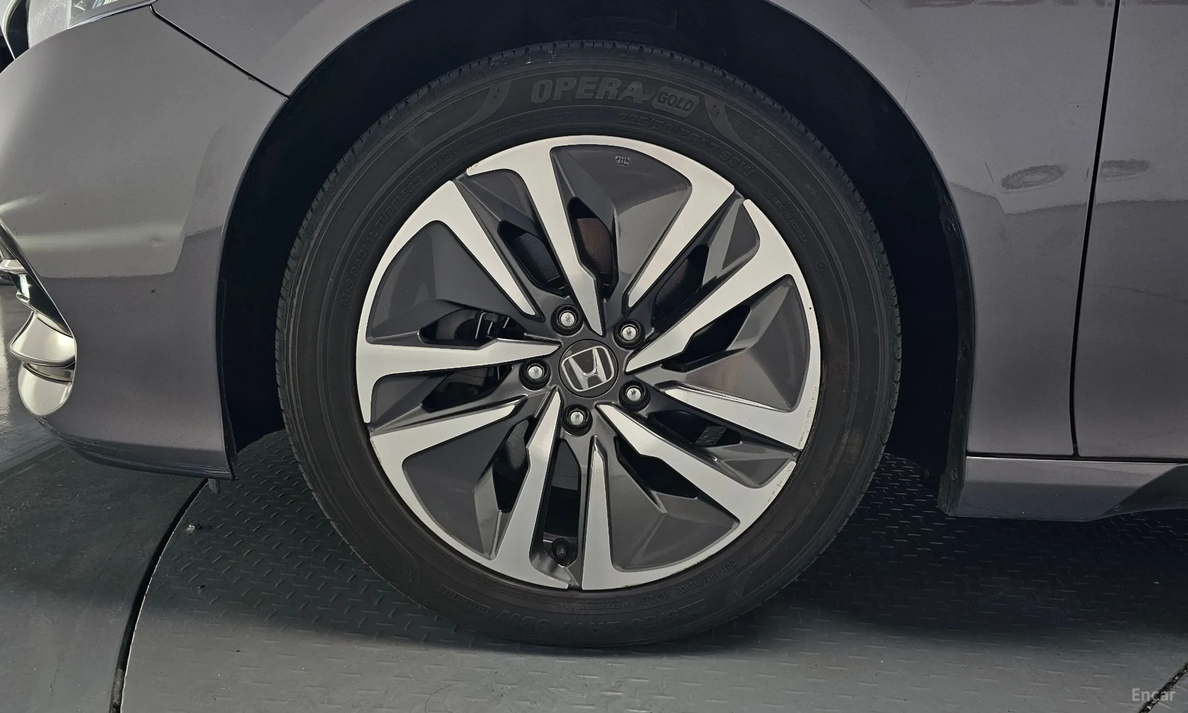 Honda Accord 10th Generation превью 5