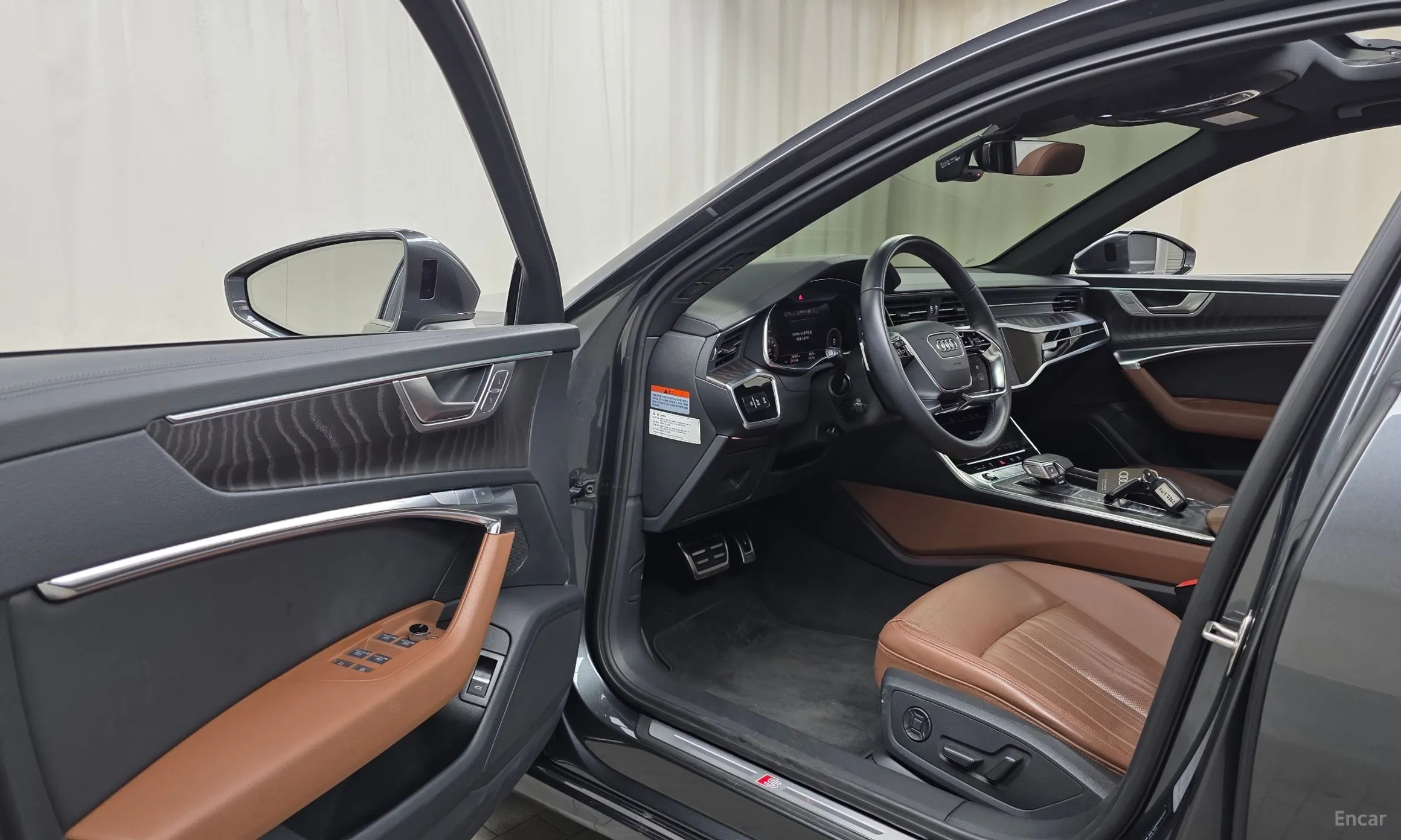 Audi A6 (C8) превью 10