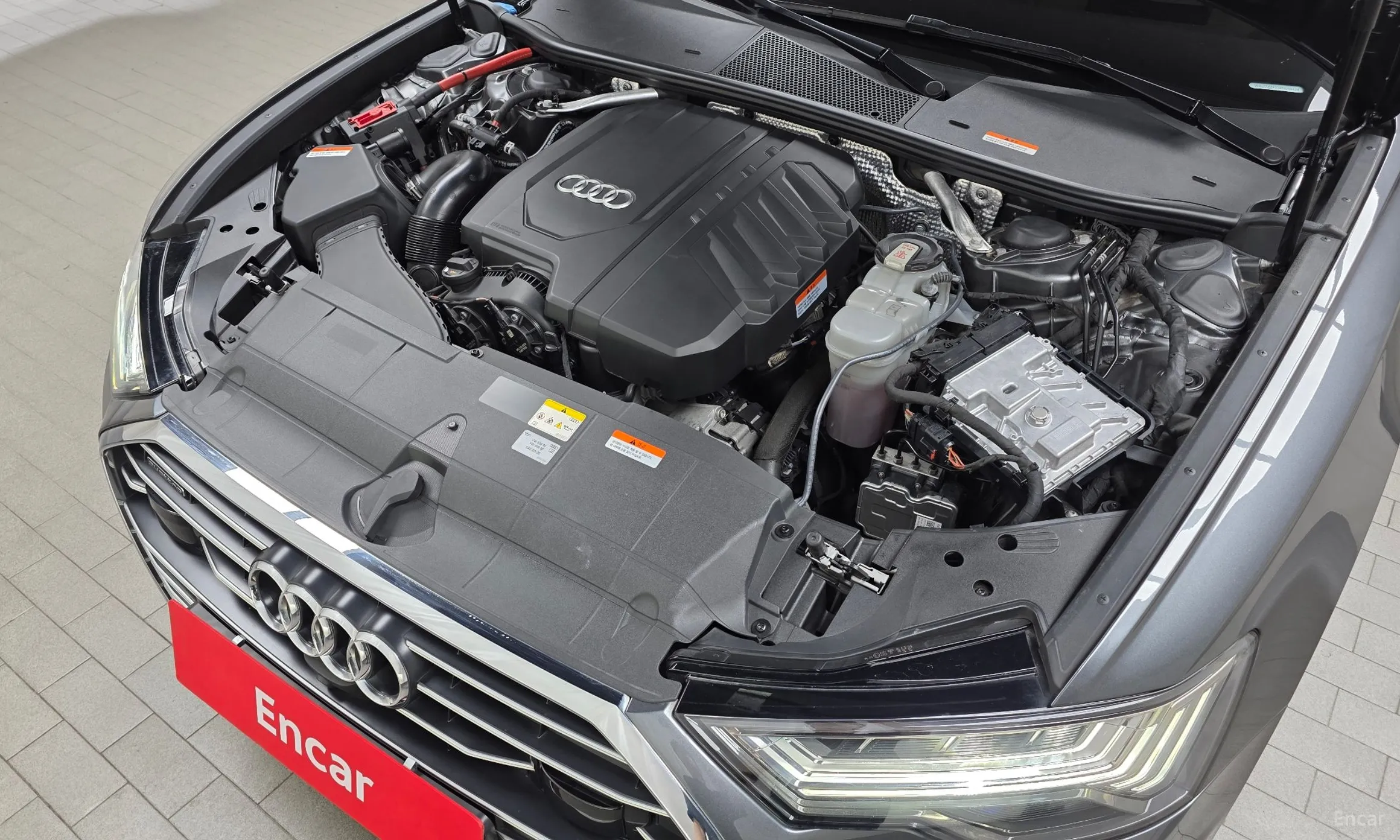 Audi A6 (C8) превью 6
