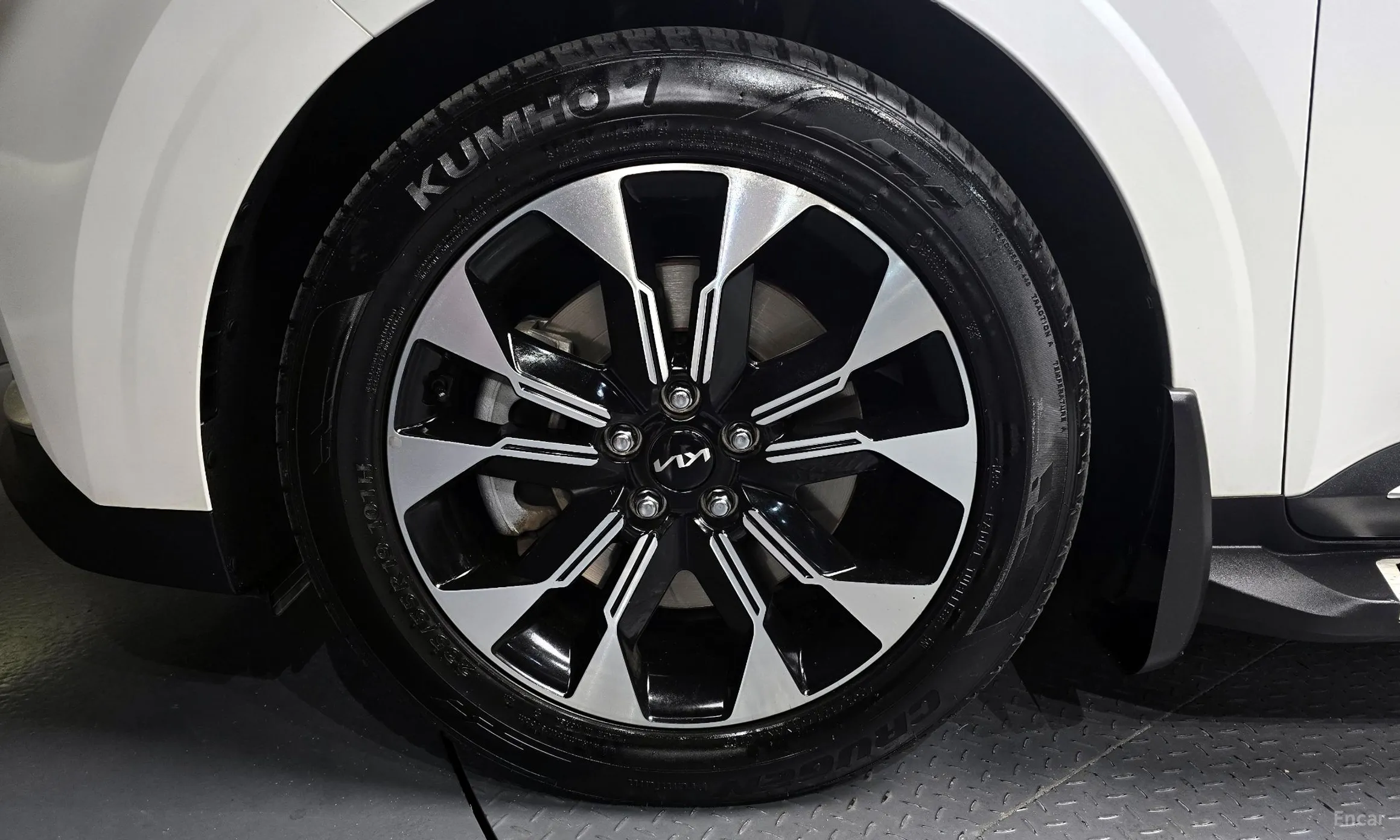 Kia Carnival Gen 4 превью 5