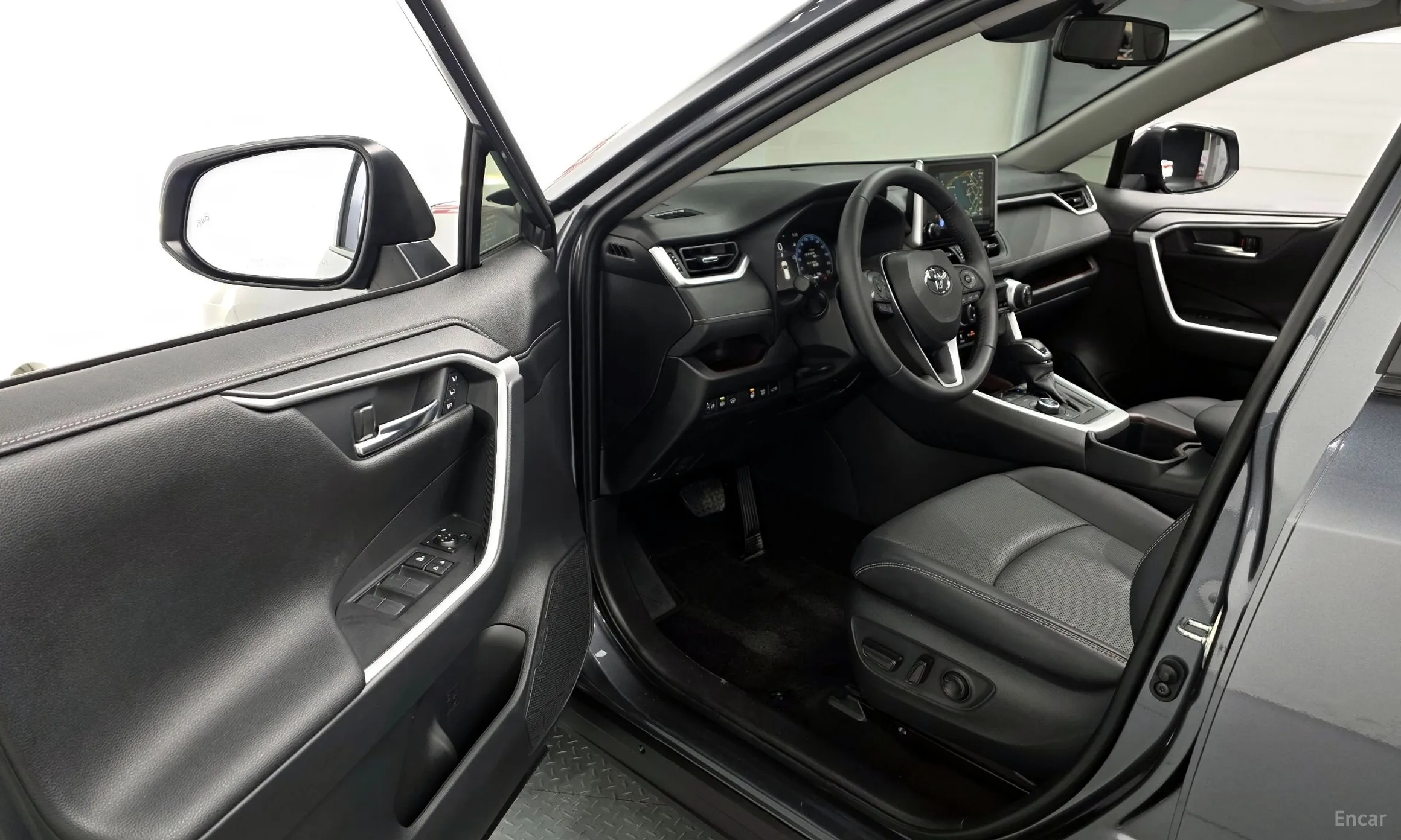 Toyota RAV4 5th Generation превью 10