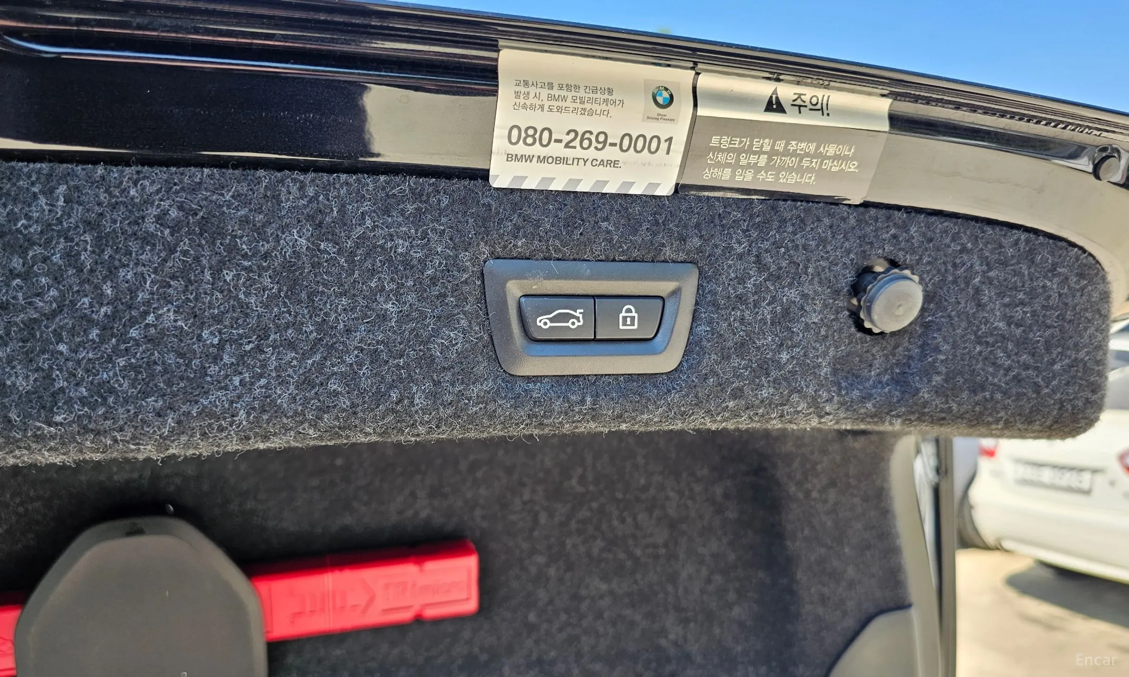 BMW 5 Series (G30) превью 18