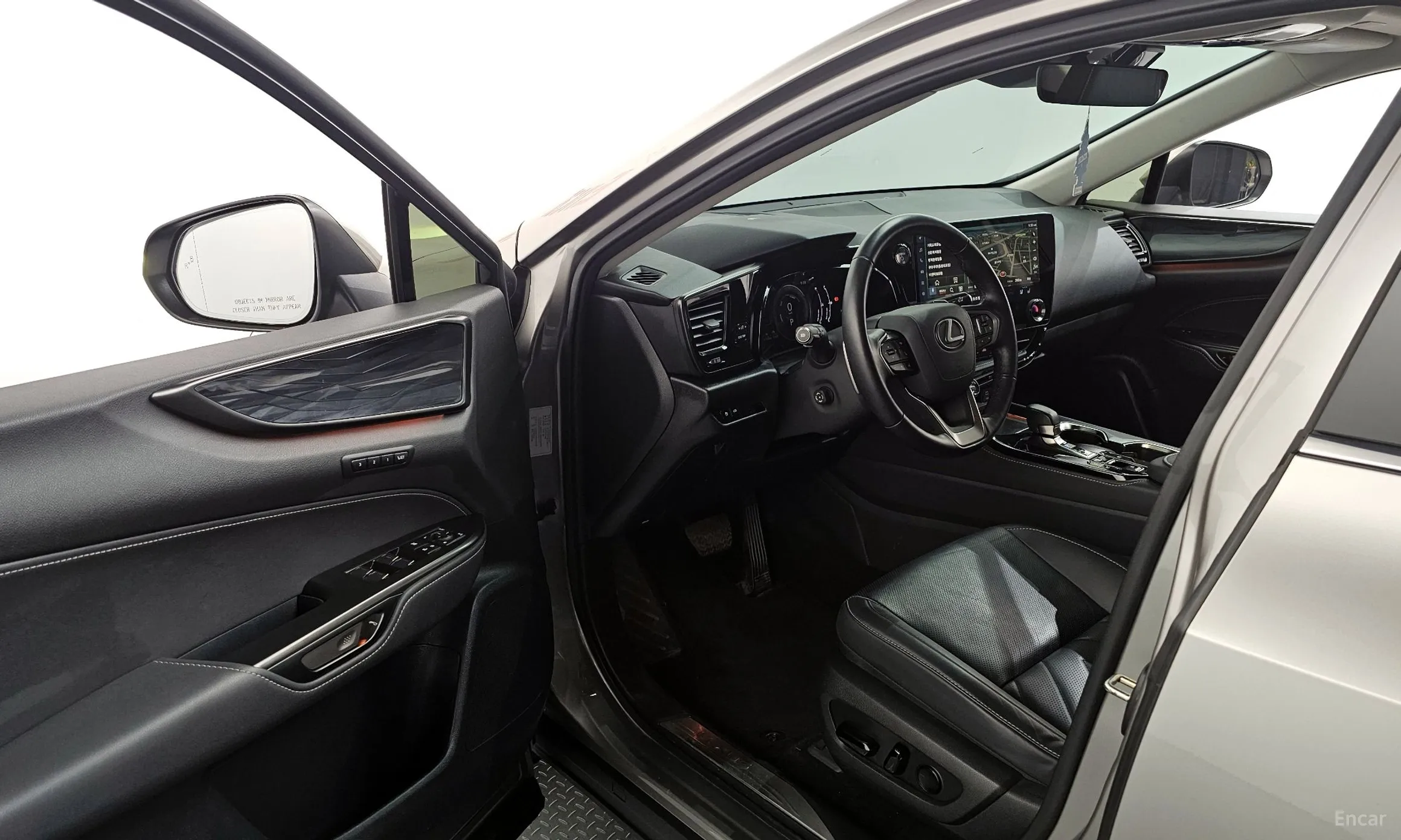 Lexus NX350h Gen 2 превью 10