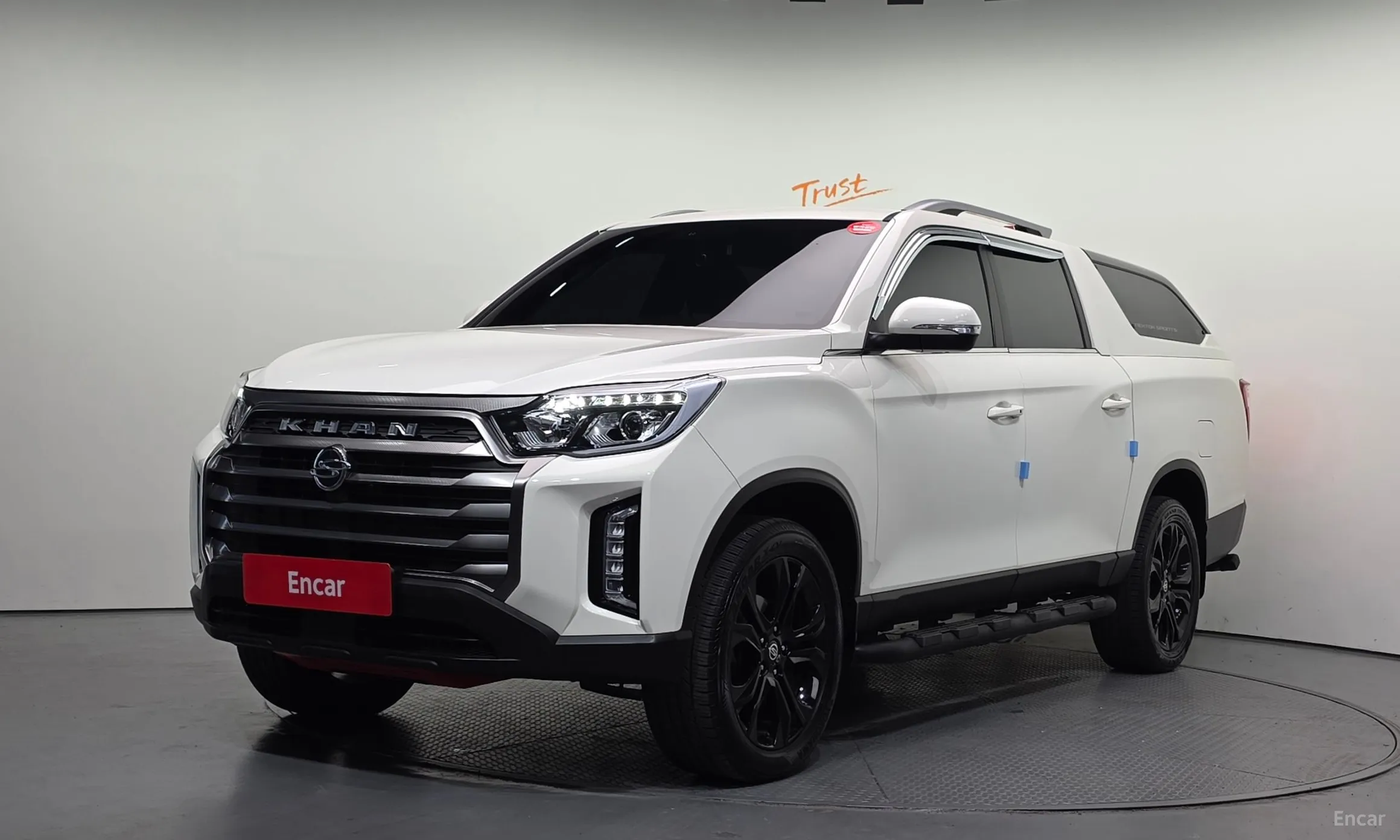 Rexton Sports Khan