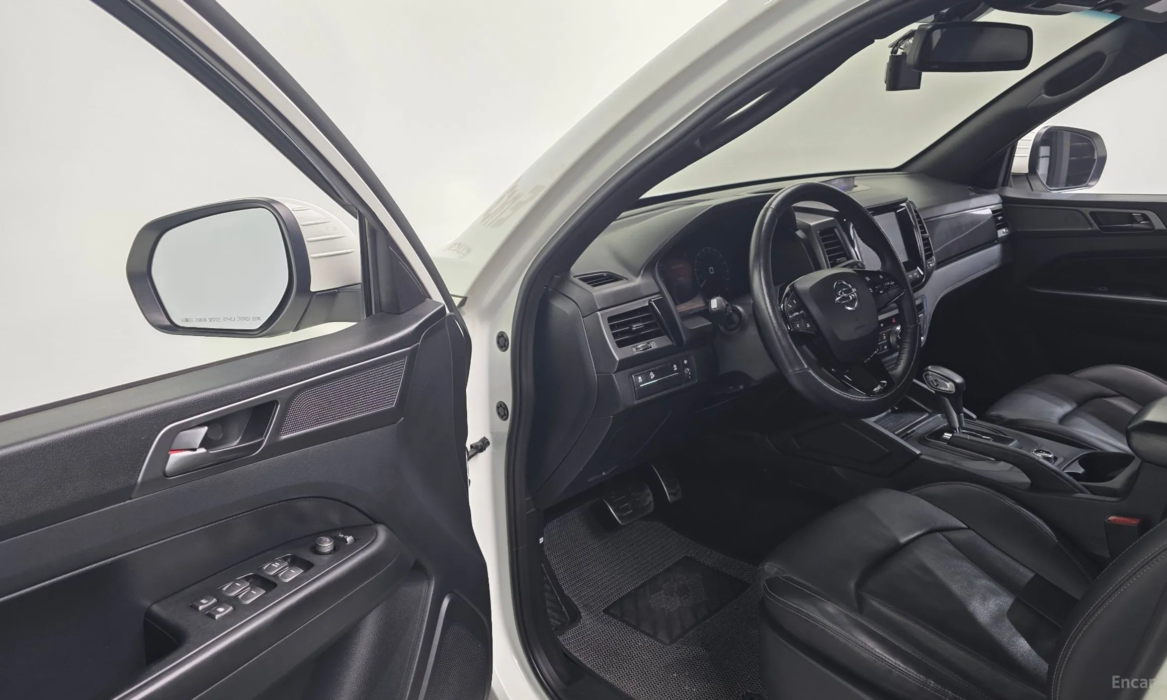 KG Mobility (SsangYong) Rexton Sports Khan превью 11