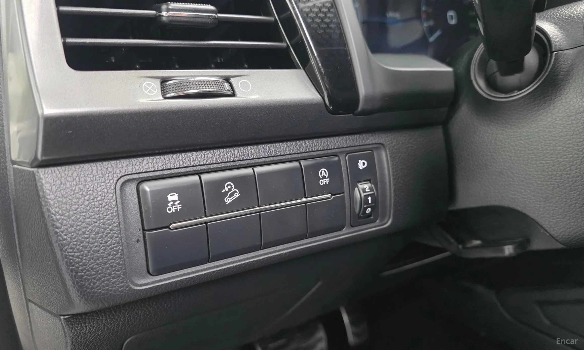 KG Mobility (SsangYong) Rexton Sports Khan превью 13