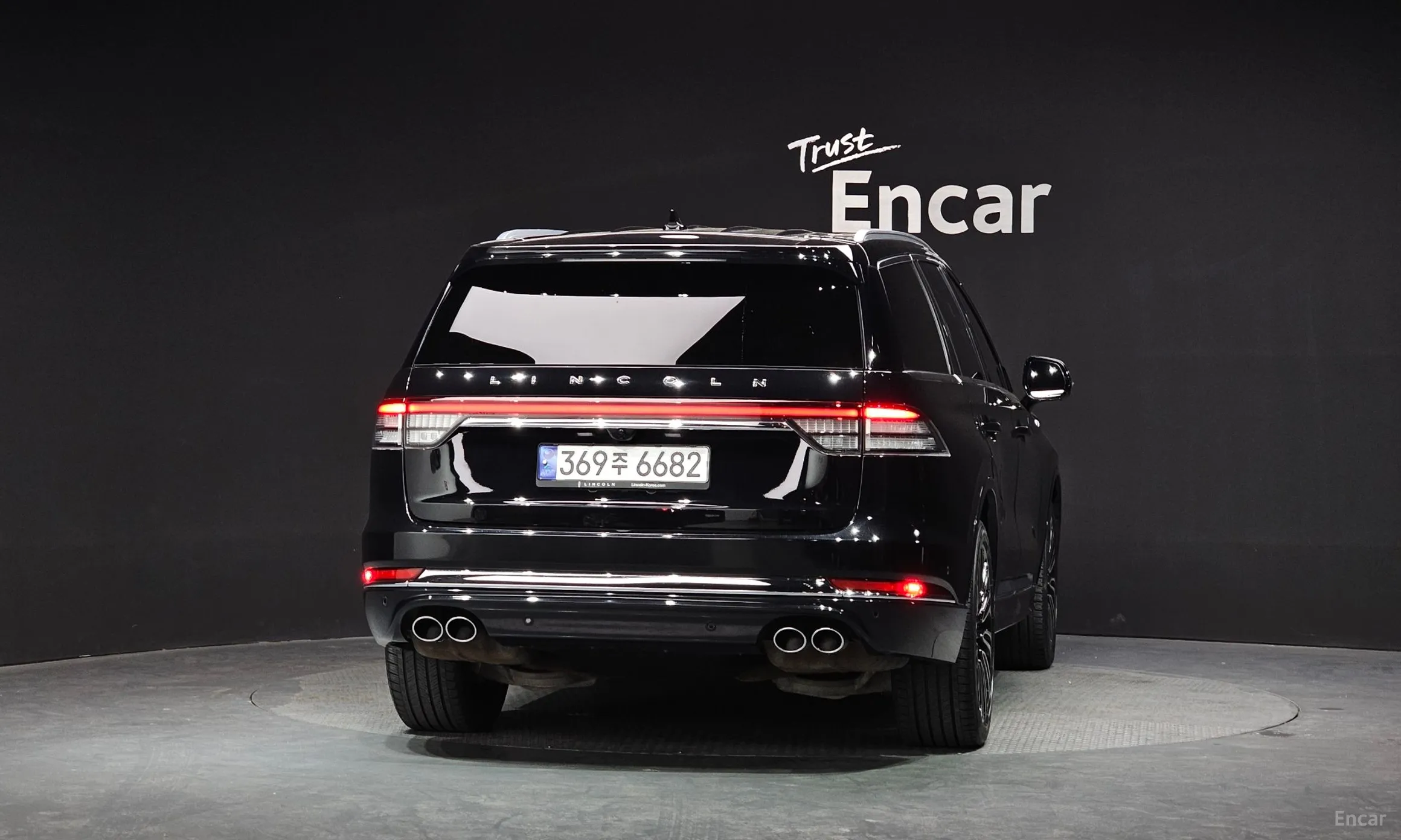 Lincoln Aviator 2nd Generation превью 4
