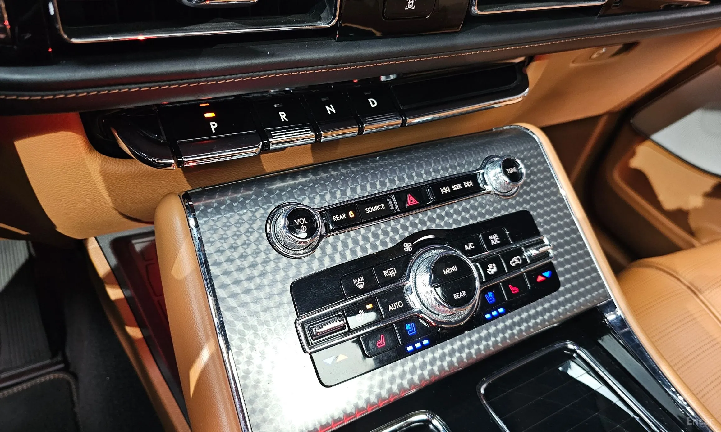 Lincoln Aviator 2nd Generation превью 9