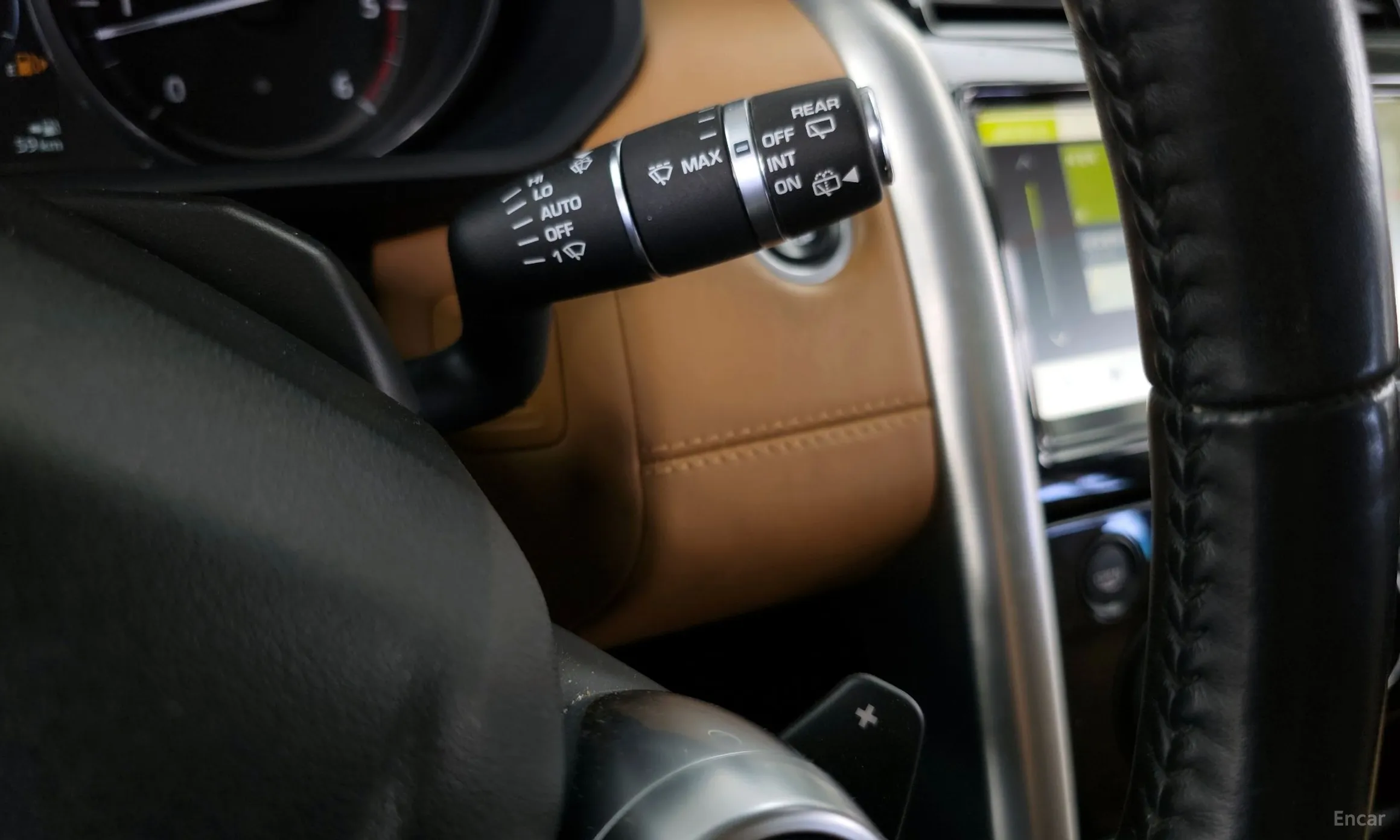 Land Rover Discovery 5 превью 14