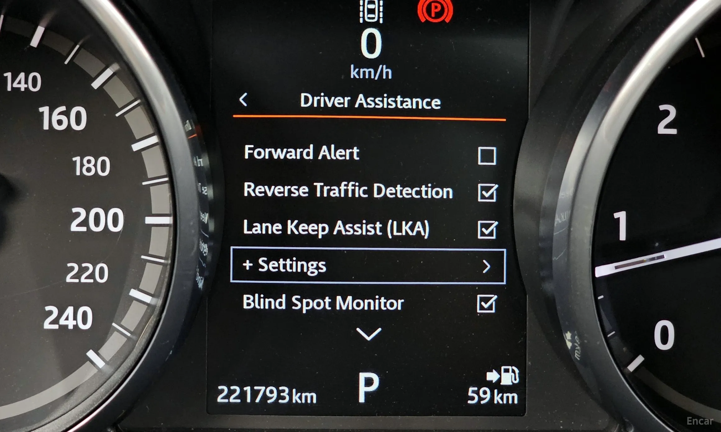 Land Rover Discovery 5 превью 17
