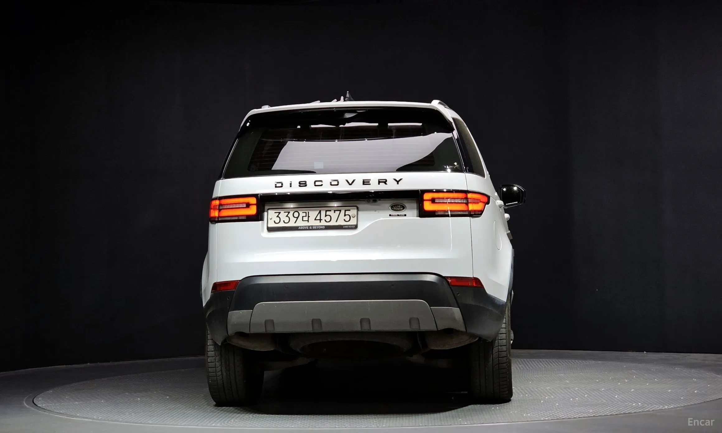 Land Rover Discovery 5 превью 4