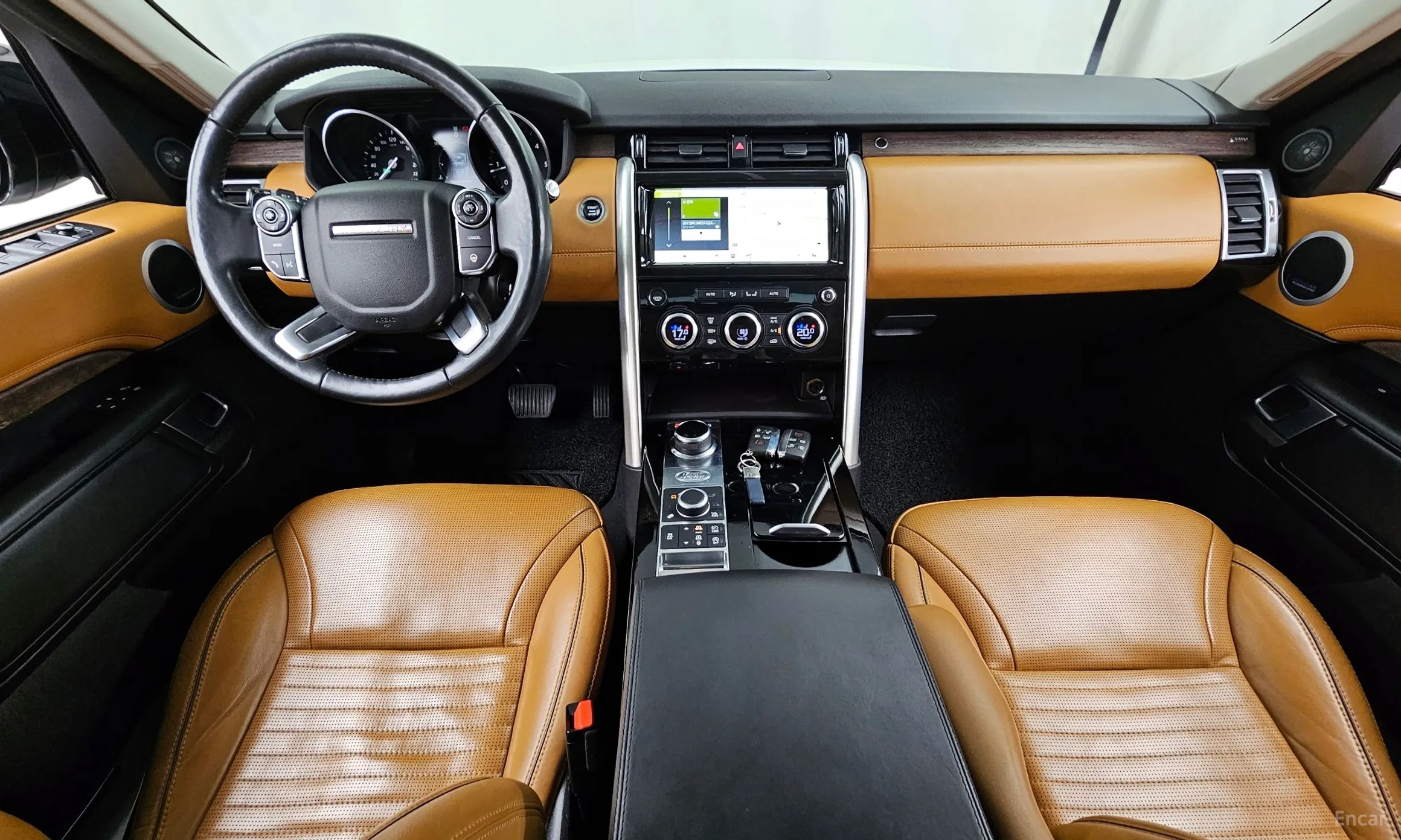 Land Rover Discovery 5 превью 7