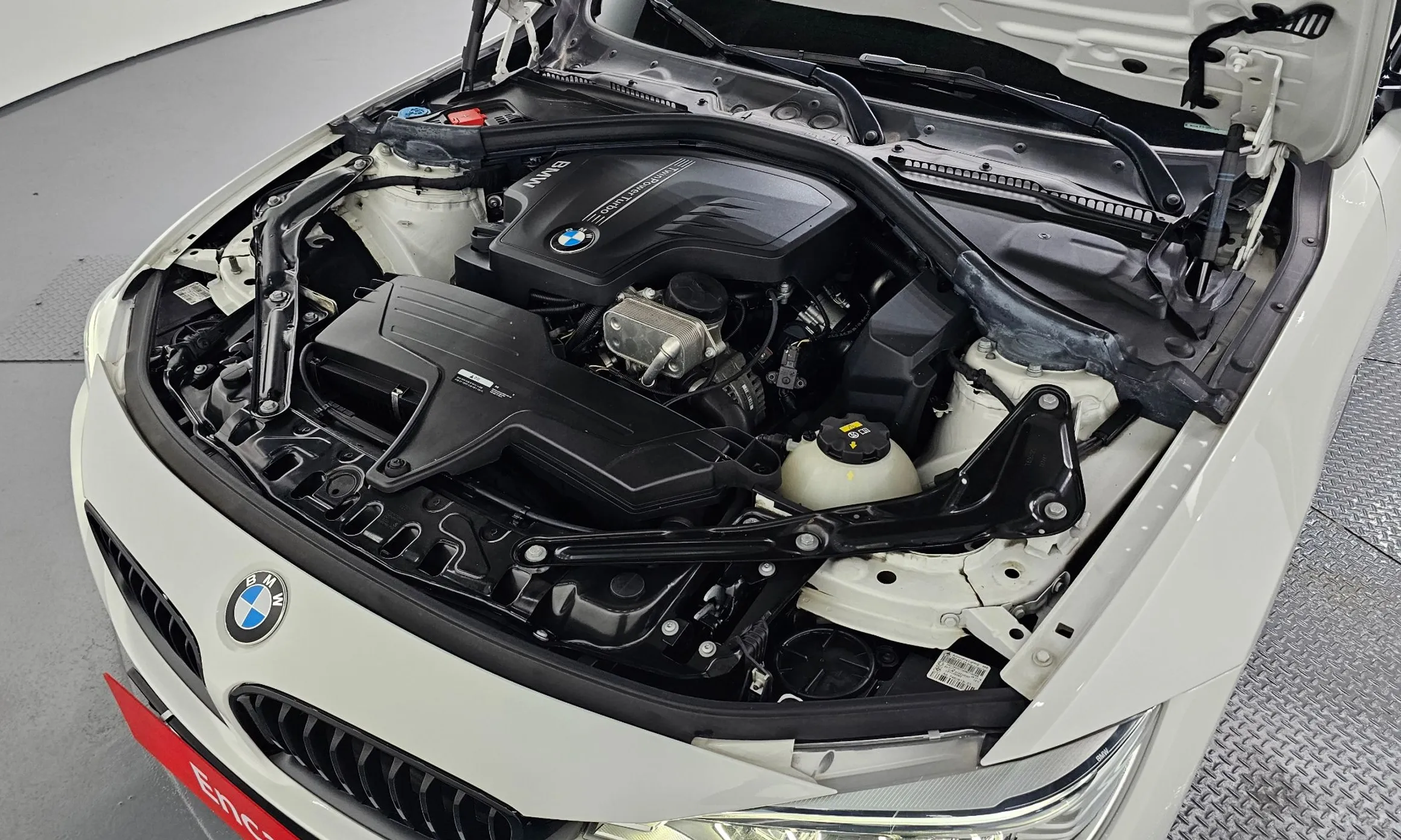 BMW Series 4 (F32) превью 6
