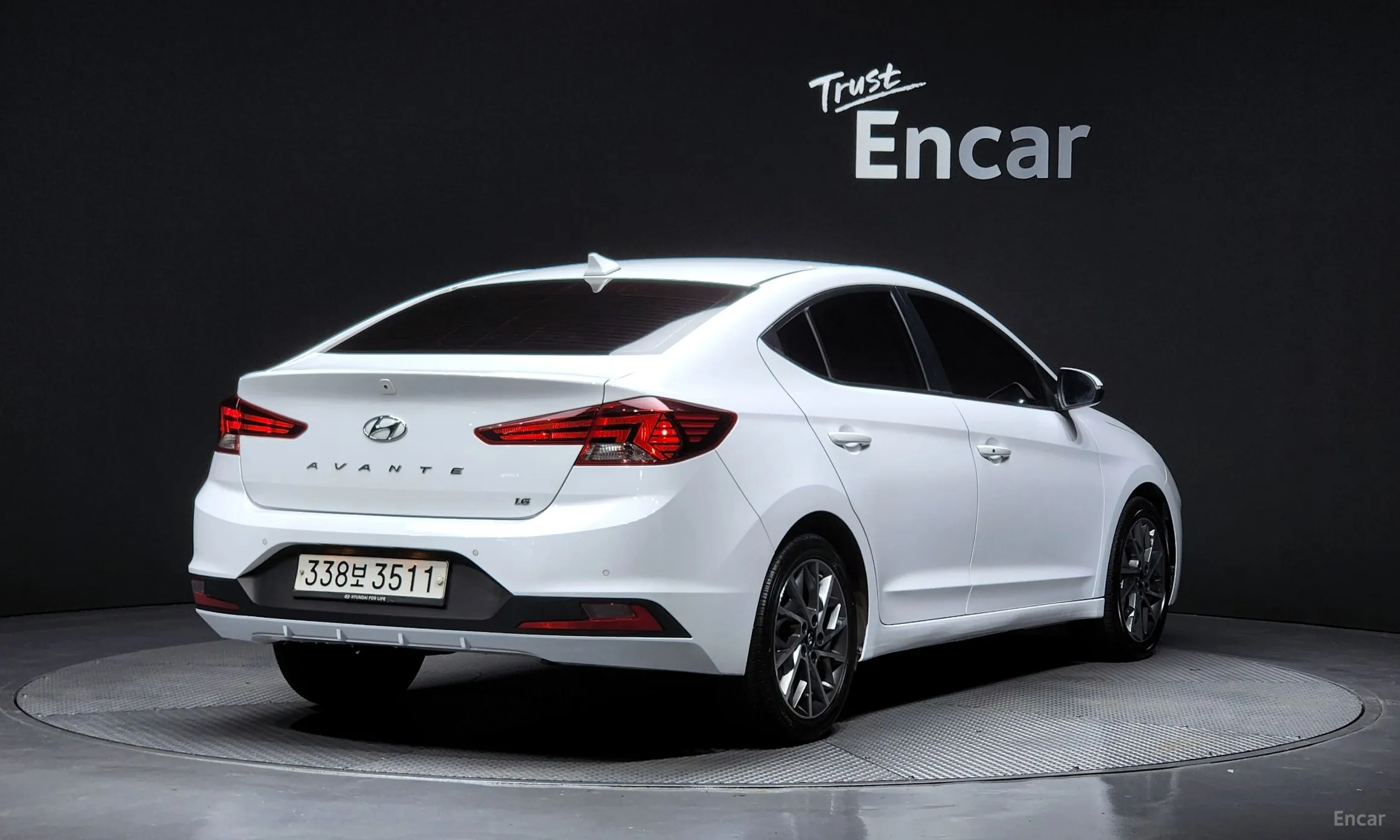 Hyundai Avante AD