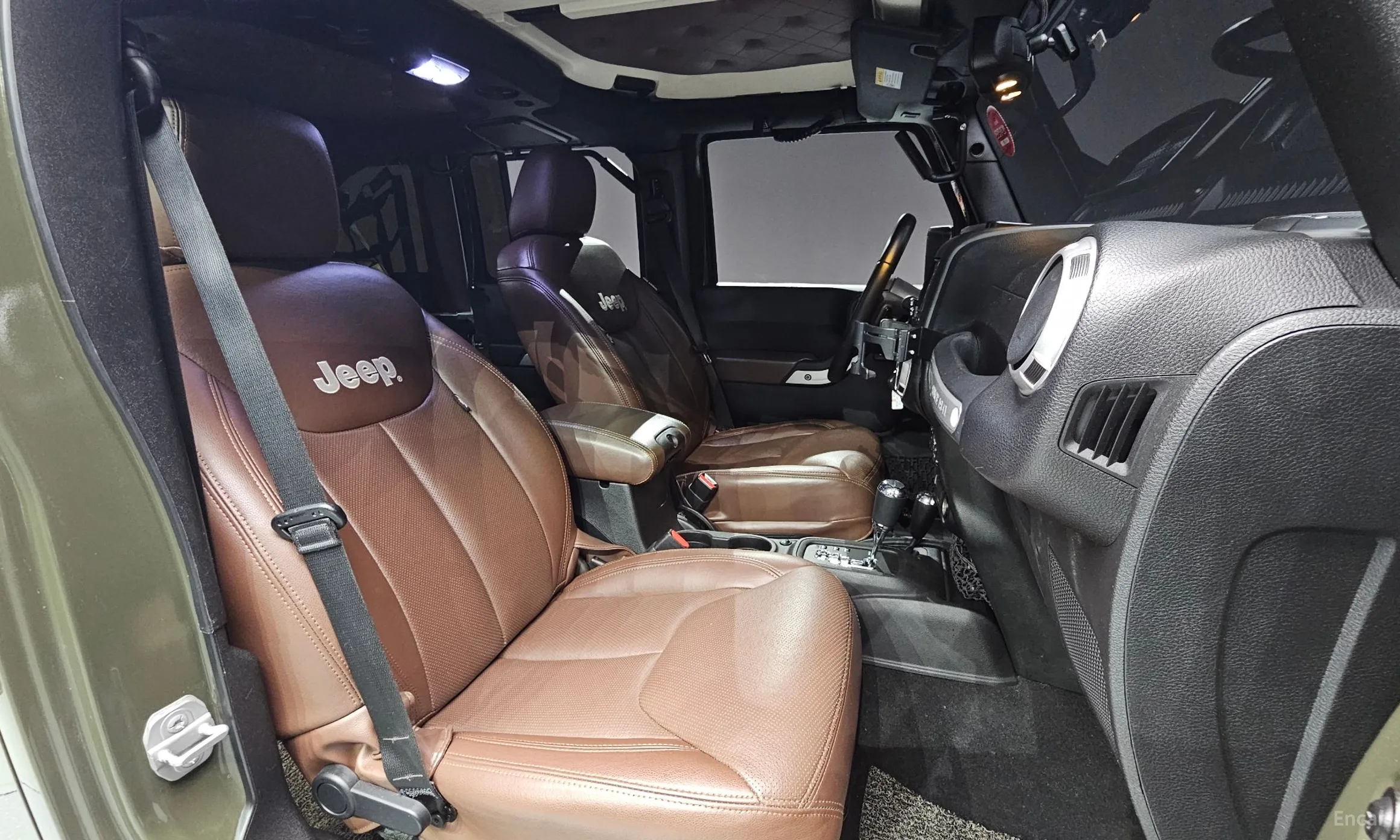 Jeep Wrangler (JK) превью 10