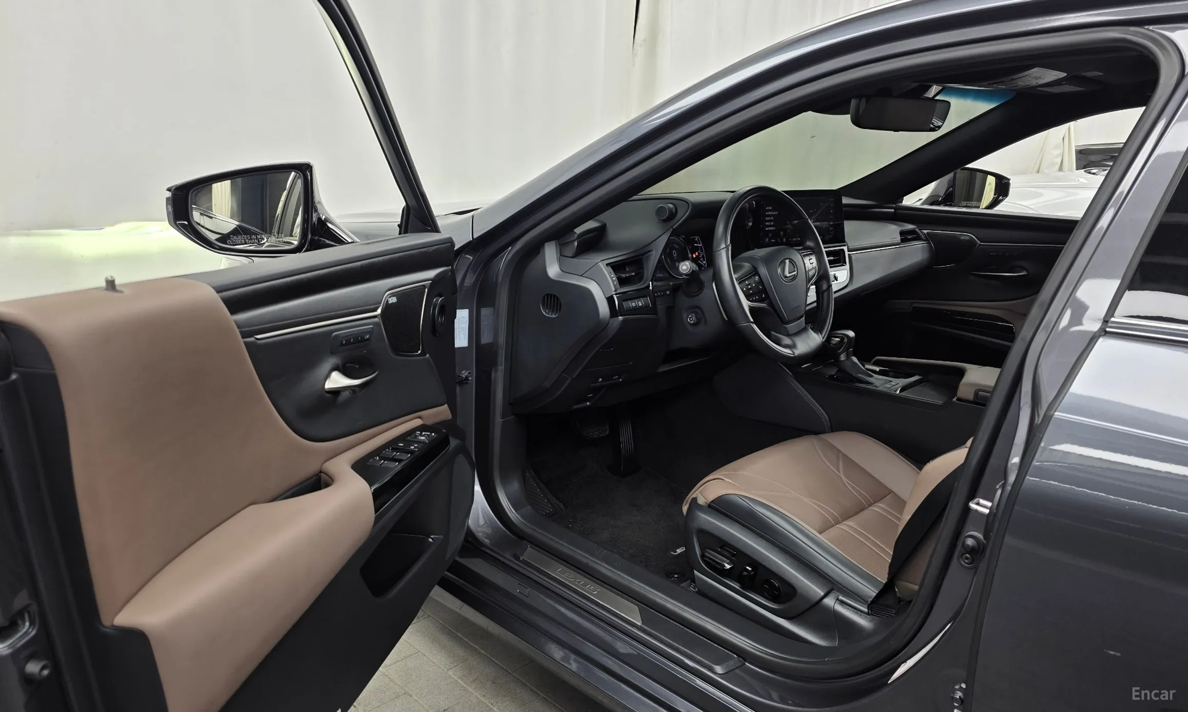 Lexus ES300h 7th Generation превью 10