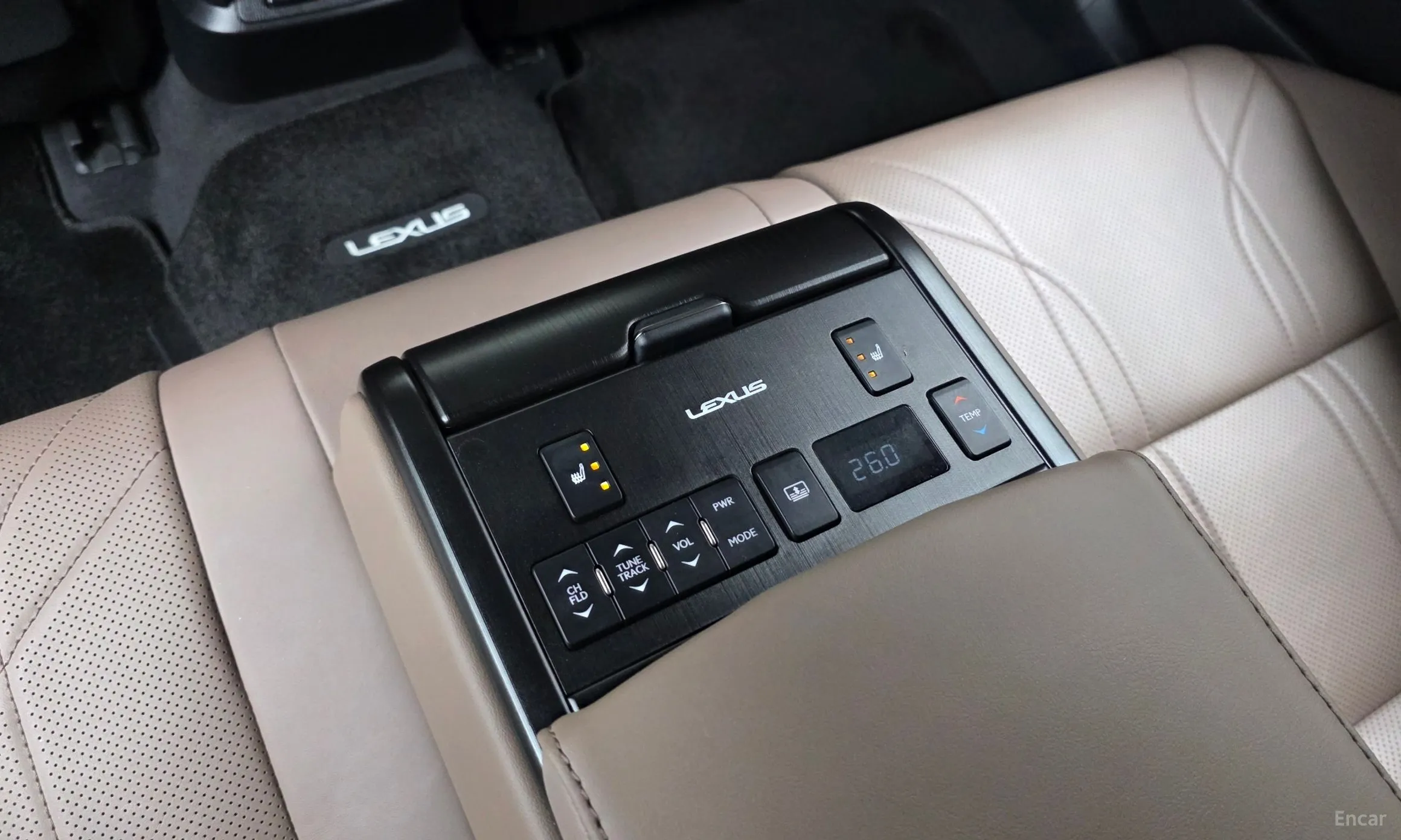 Lexus ES300h 7th Generation превью 19
