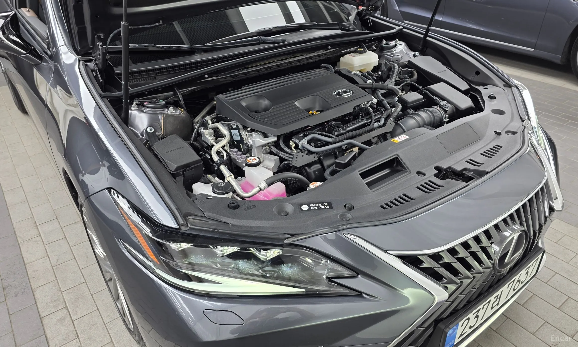 Lexus ES300h 7th Generation превью 6