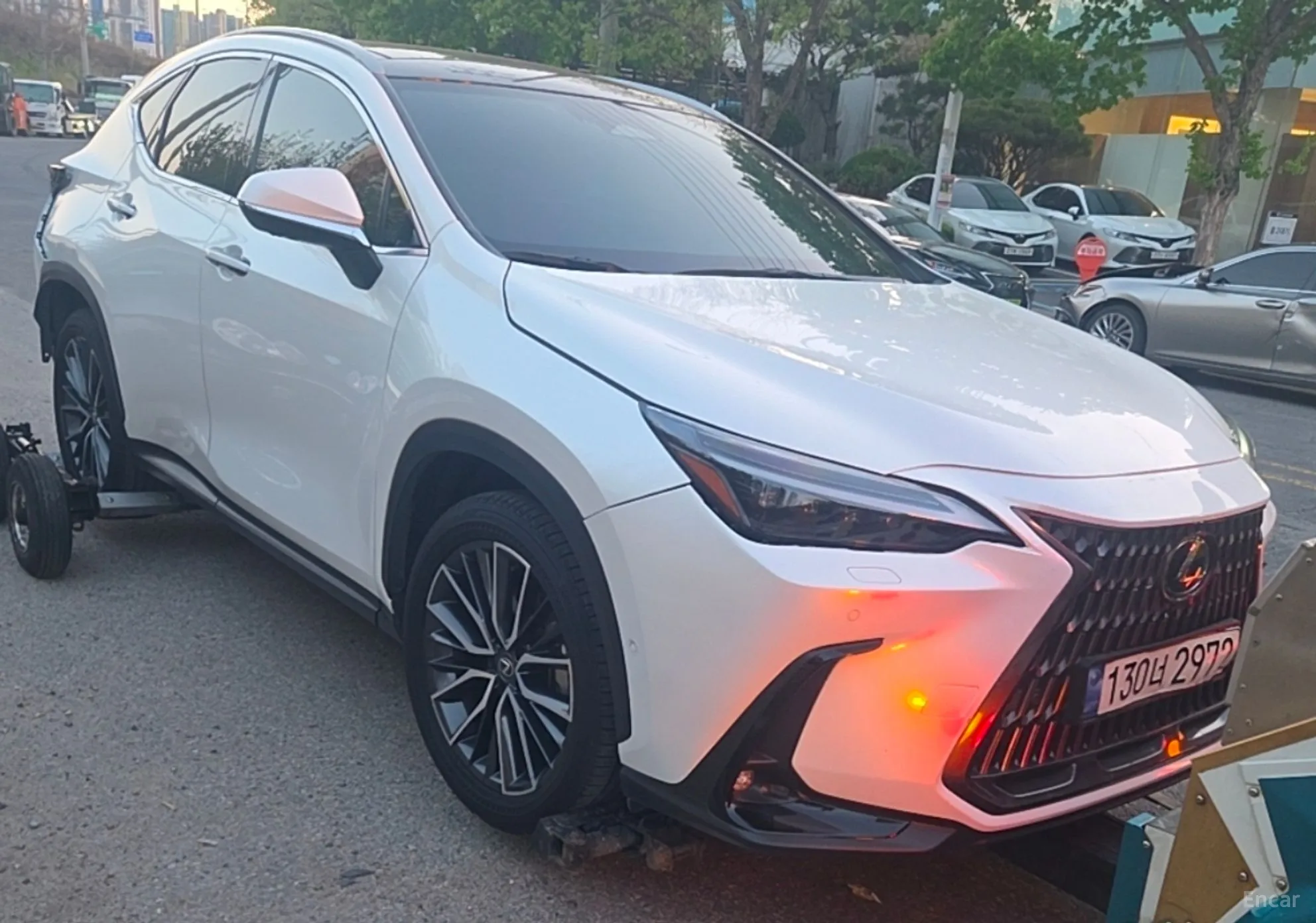 Lexus NX350h Gen 2 превью 4
