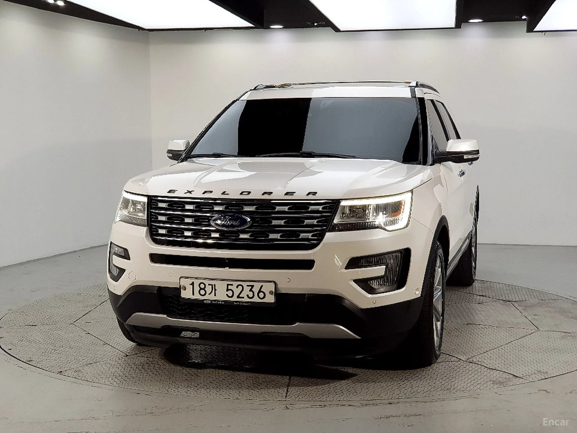 Ford Explorer превью 2