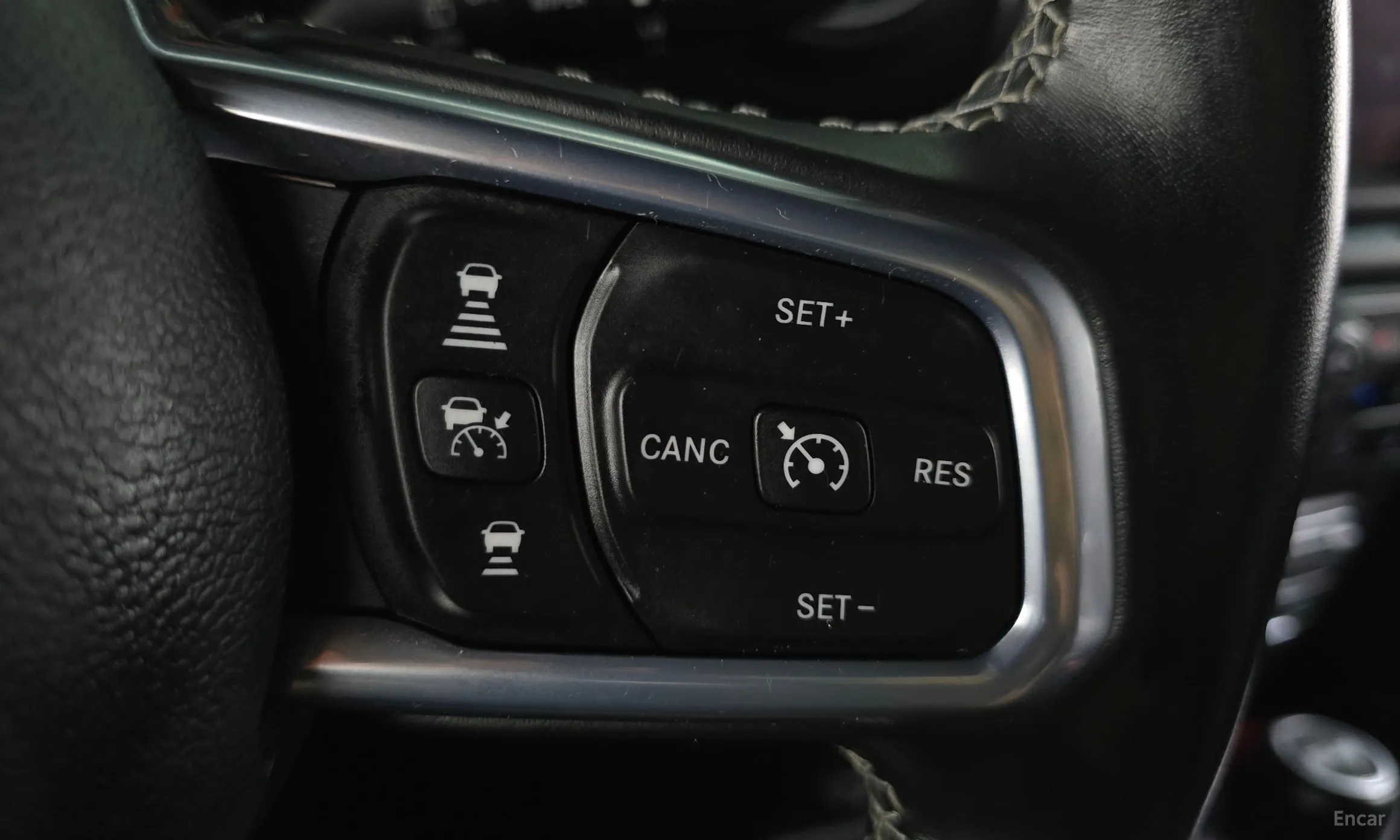 Jeep Wrangler (JL) превью 16
