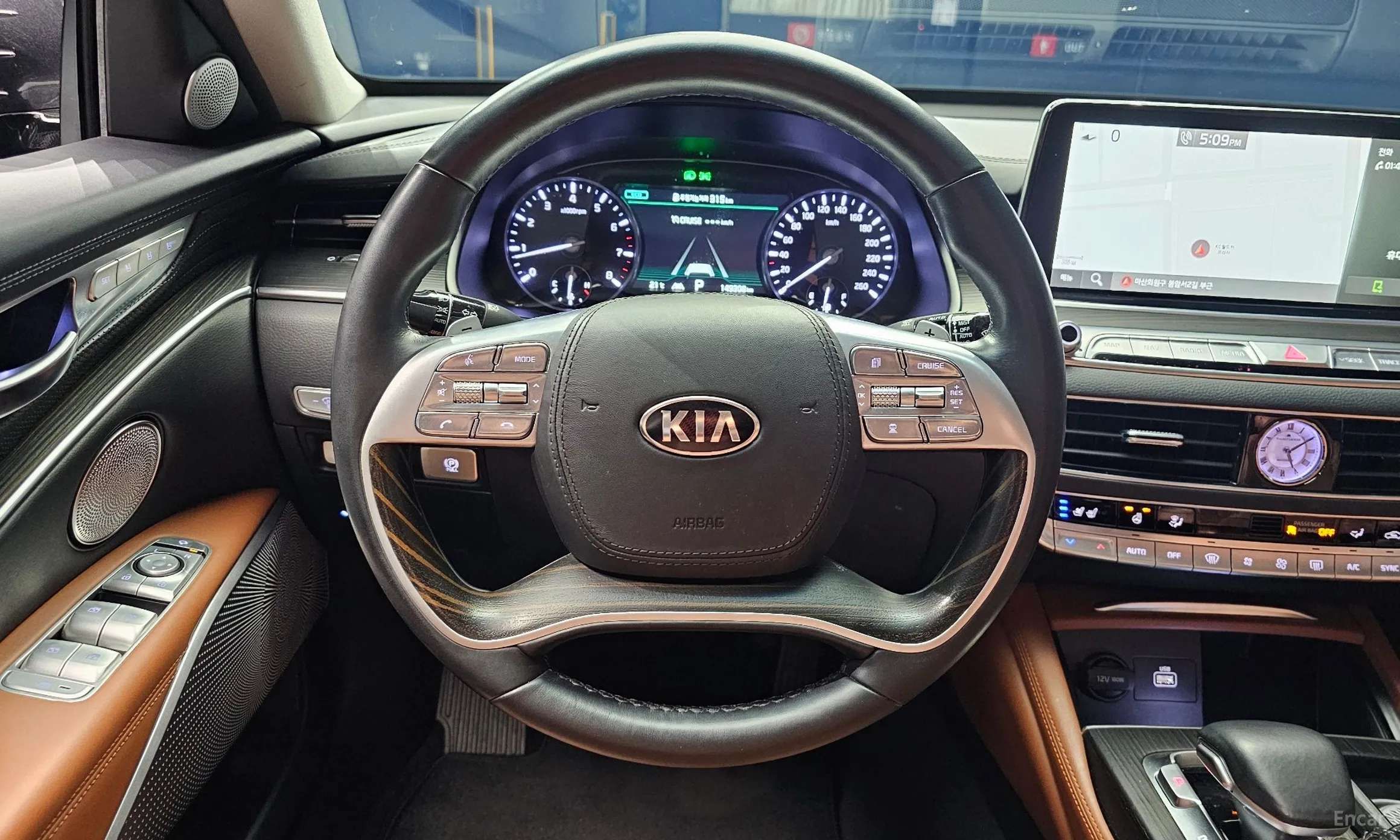 Kia K9 превью 13