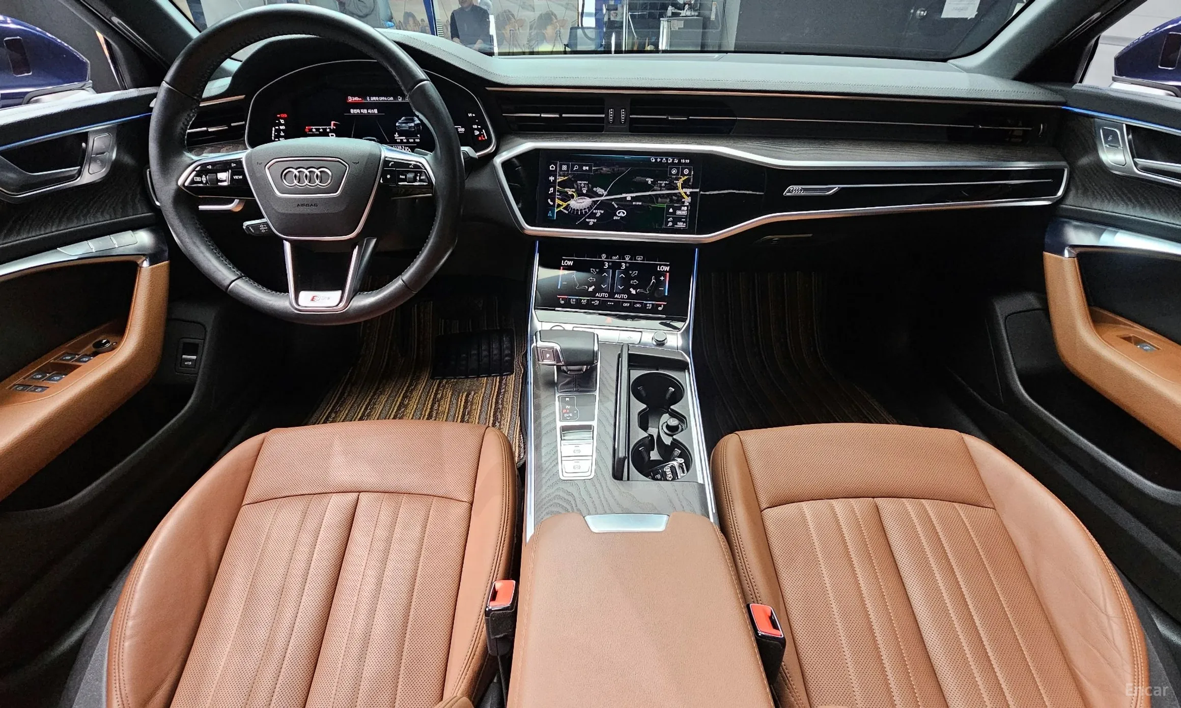 Audi A6 (C8) превью 7