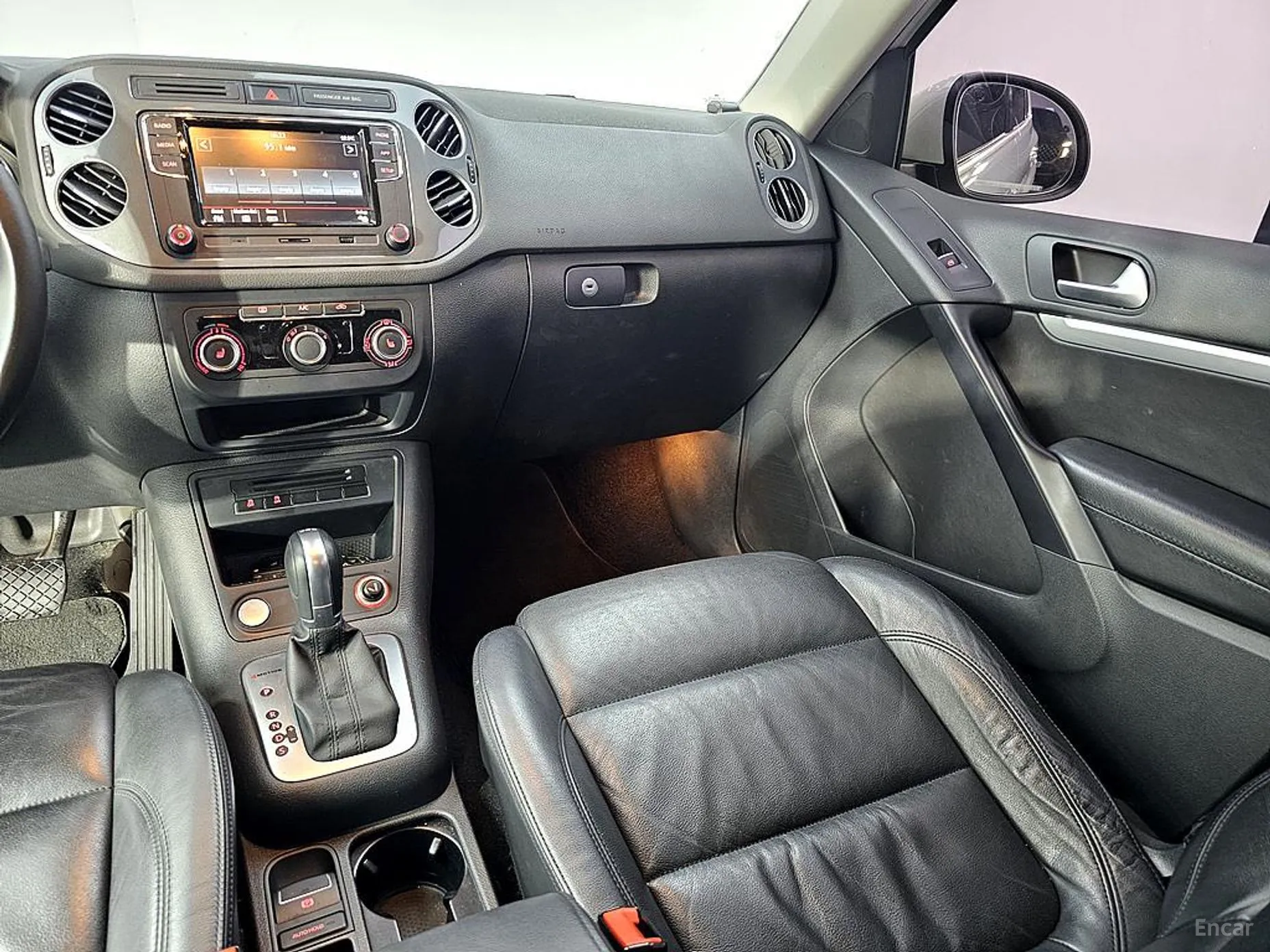 Volkswagen New Tiguan превью 10