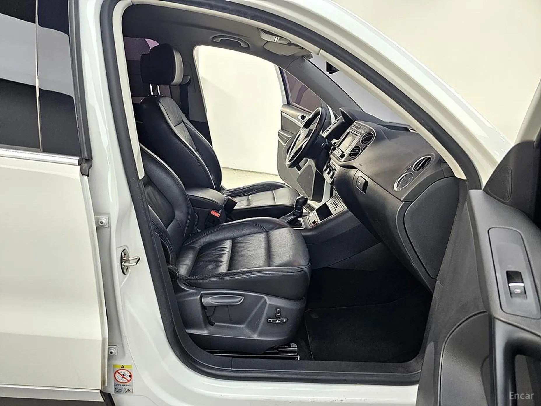 Volkswagen New Tiguan превью 11